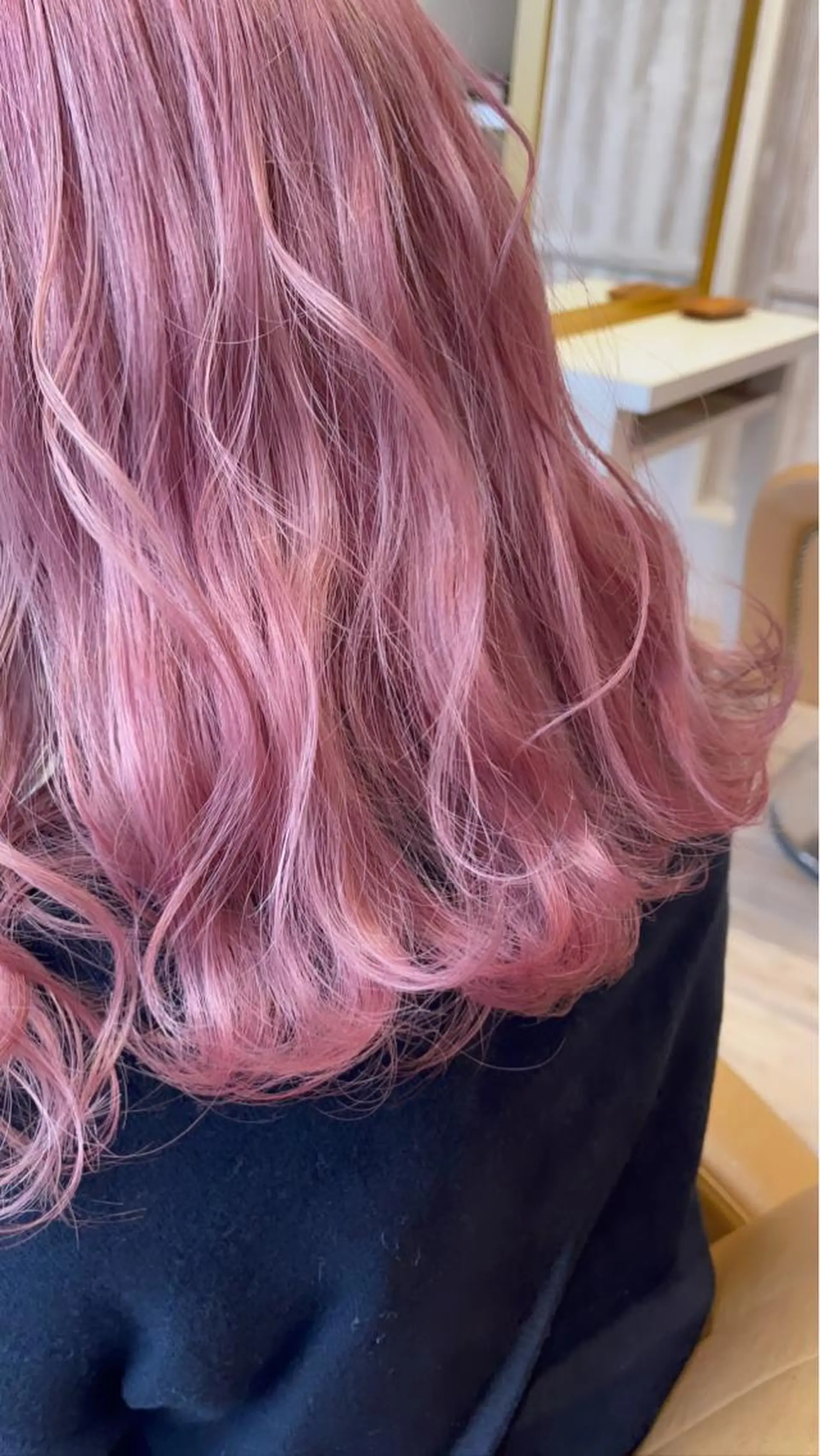 ロング BRIDGE あきらのヘアスタイル