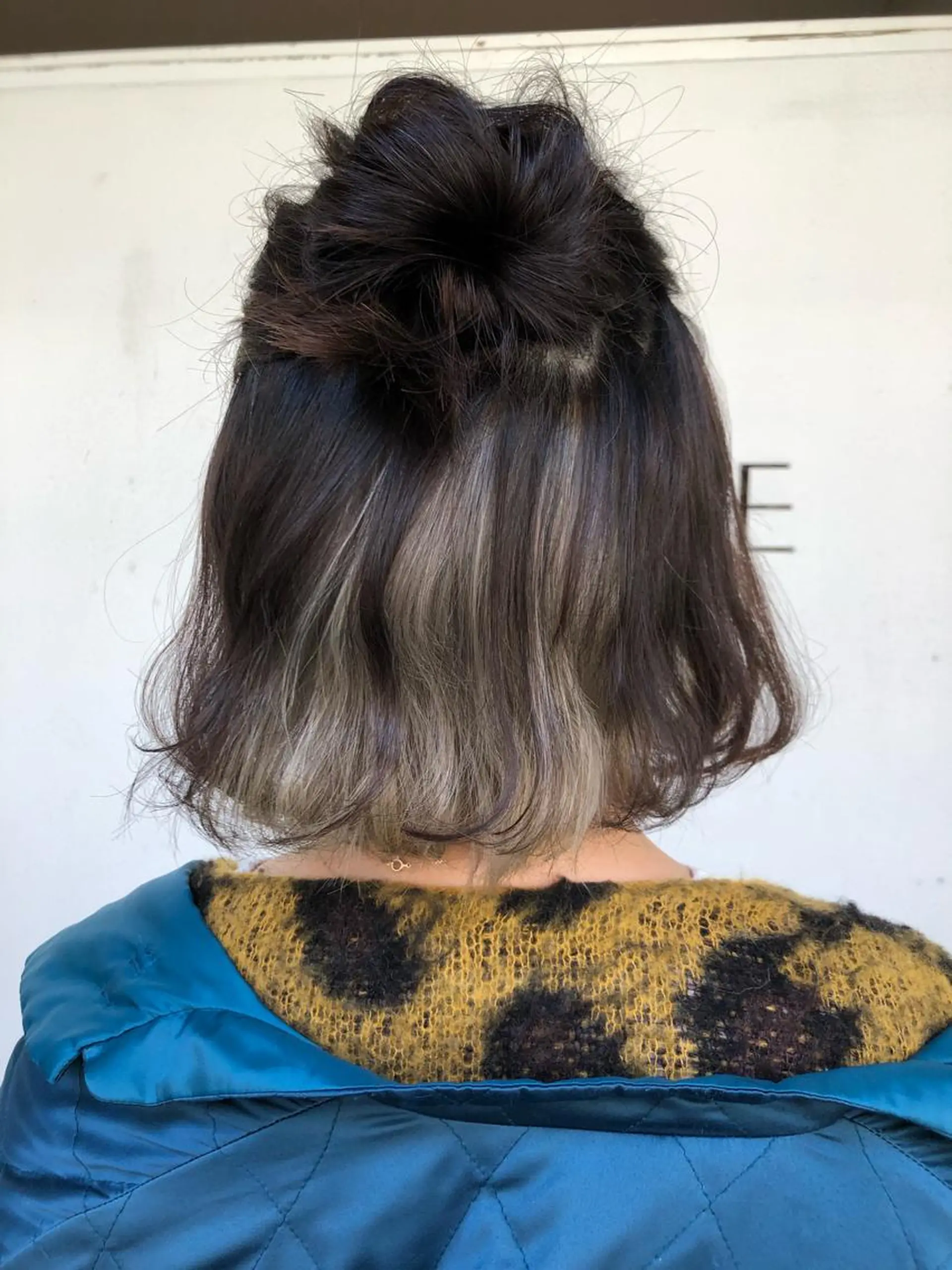 ミディアム カラー ハイトーンカラー トリートメント 酸熱トリートメント 勝野 麻美のヘアスタイル