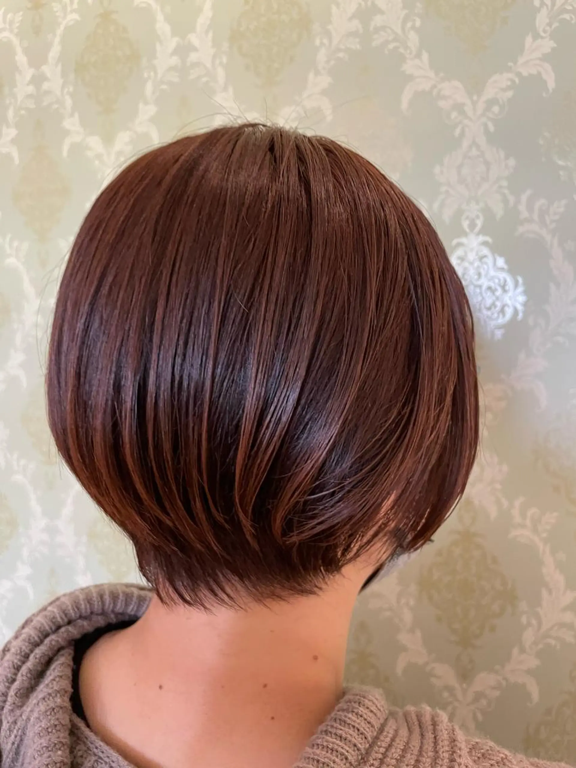 ショート カラー ショートボブ ベージュカラー オレンジ オレンジベージュ ボブ EARTH中島 秋桜久のヘアスタイル