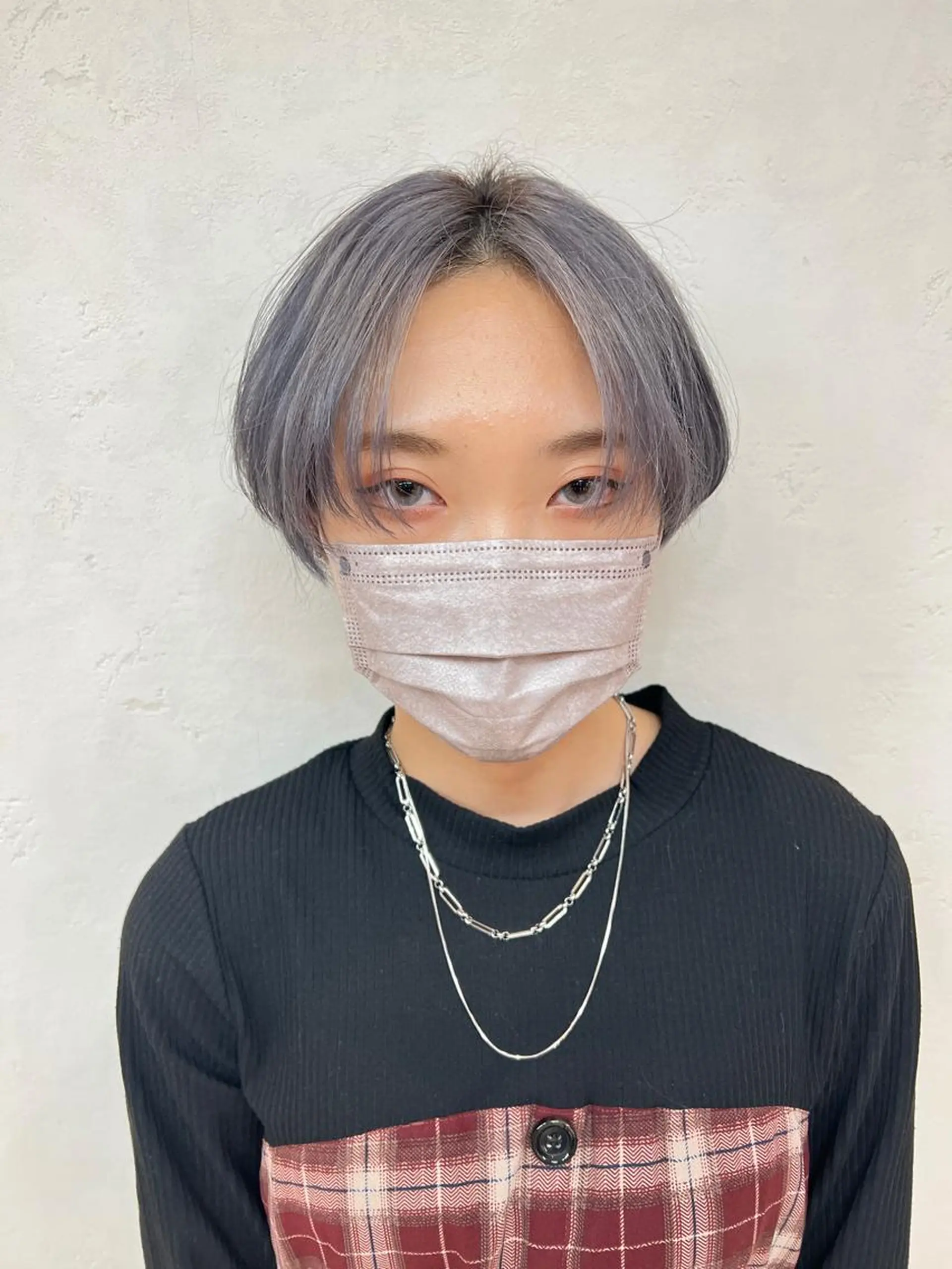 ショート カラー ブリーチ シルバー カット ヘアカラー トリートメント 透明感カラー/ ダブルカラー /ソラのヘアスタイル