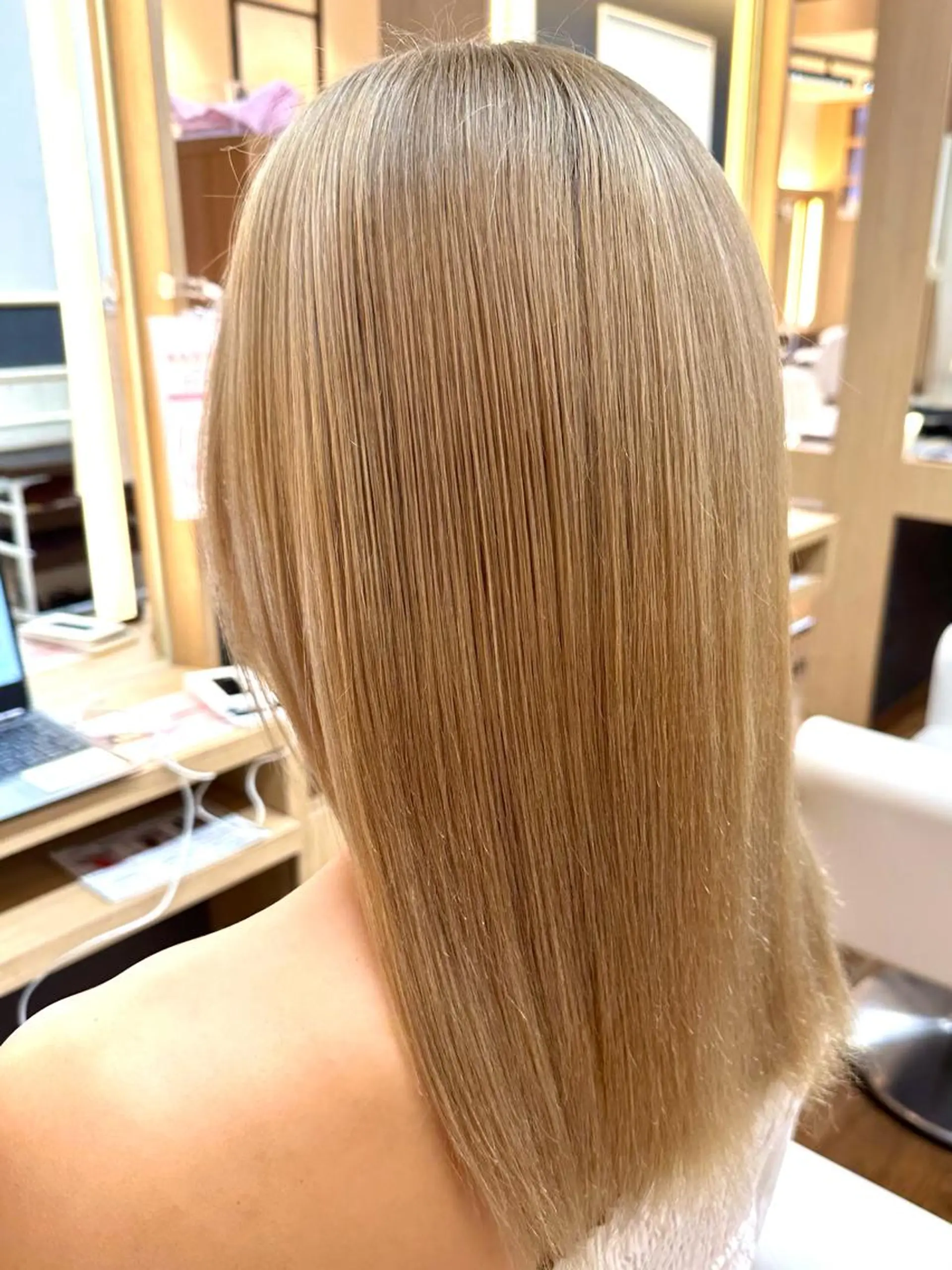 ミディアム カラー テクニカルディレクタ ー葛西凌大のヘアスタイル