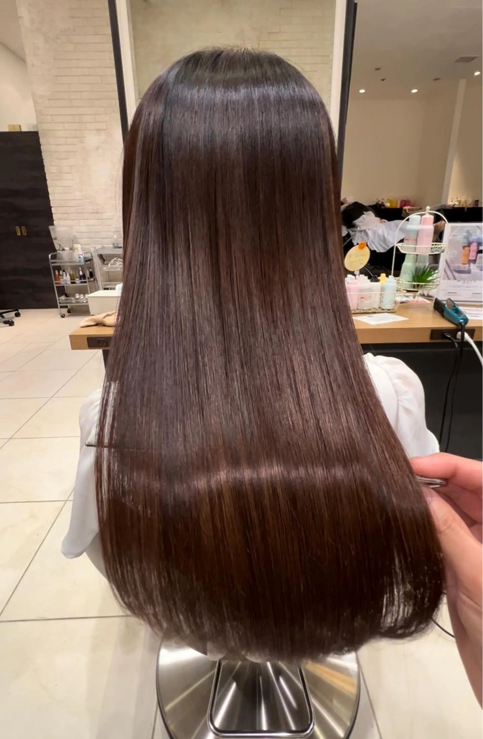 ロング 尾田 一仁のヘアスタイル