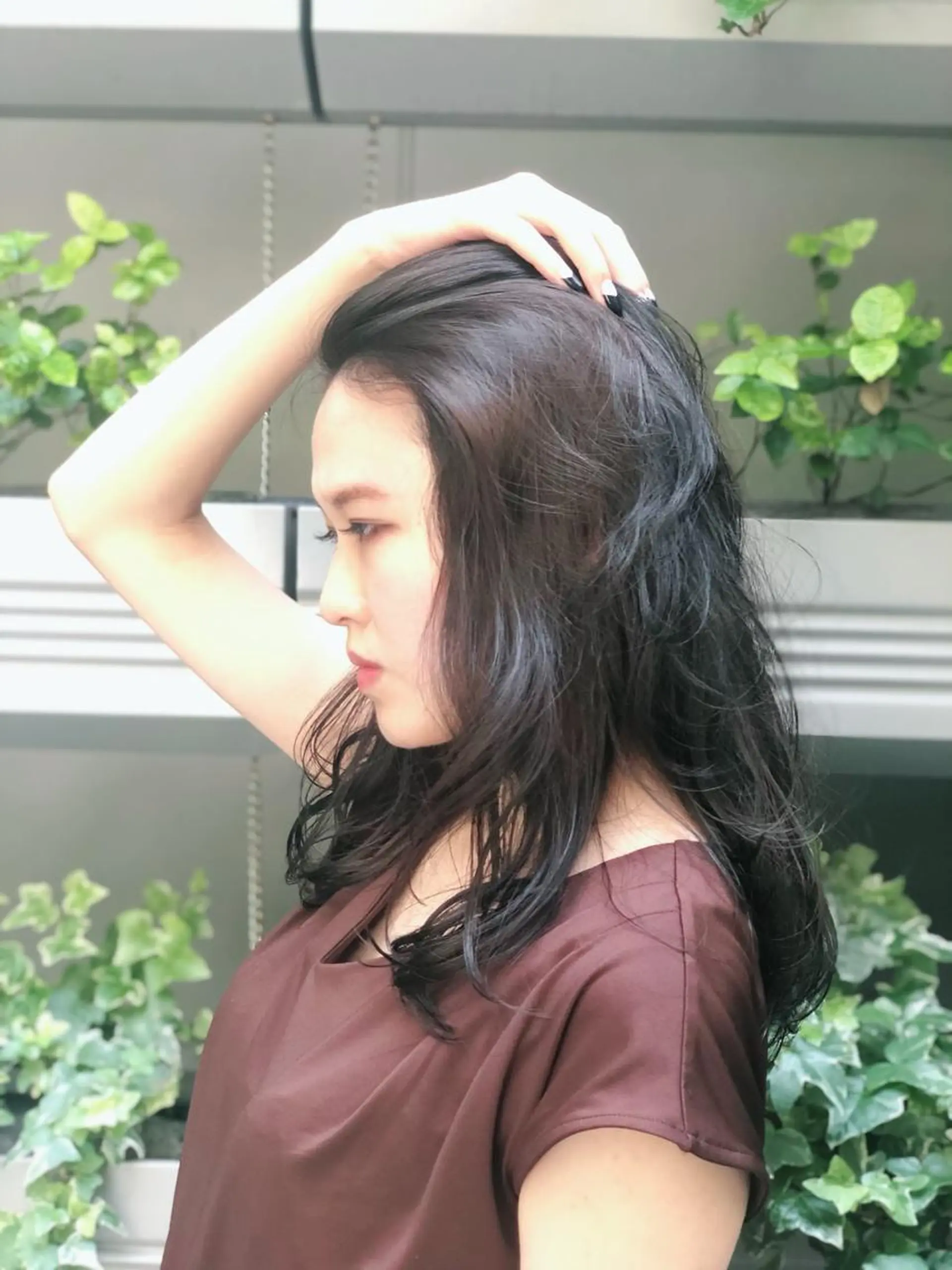 セミロング カラー 能登谷 きよのヘアスタイル