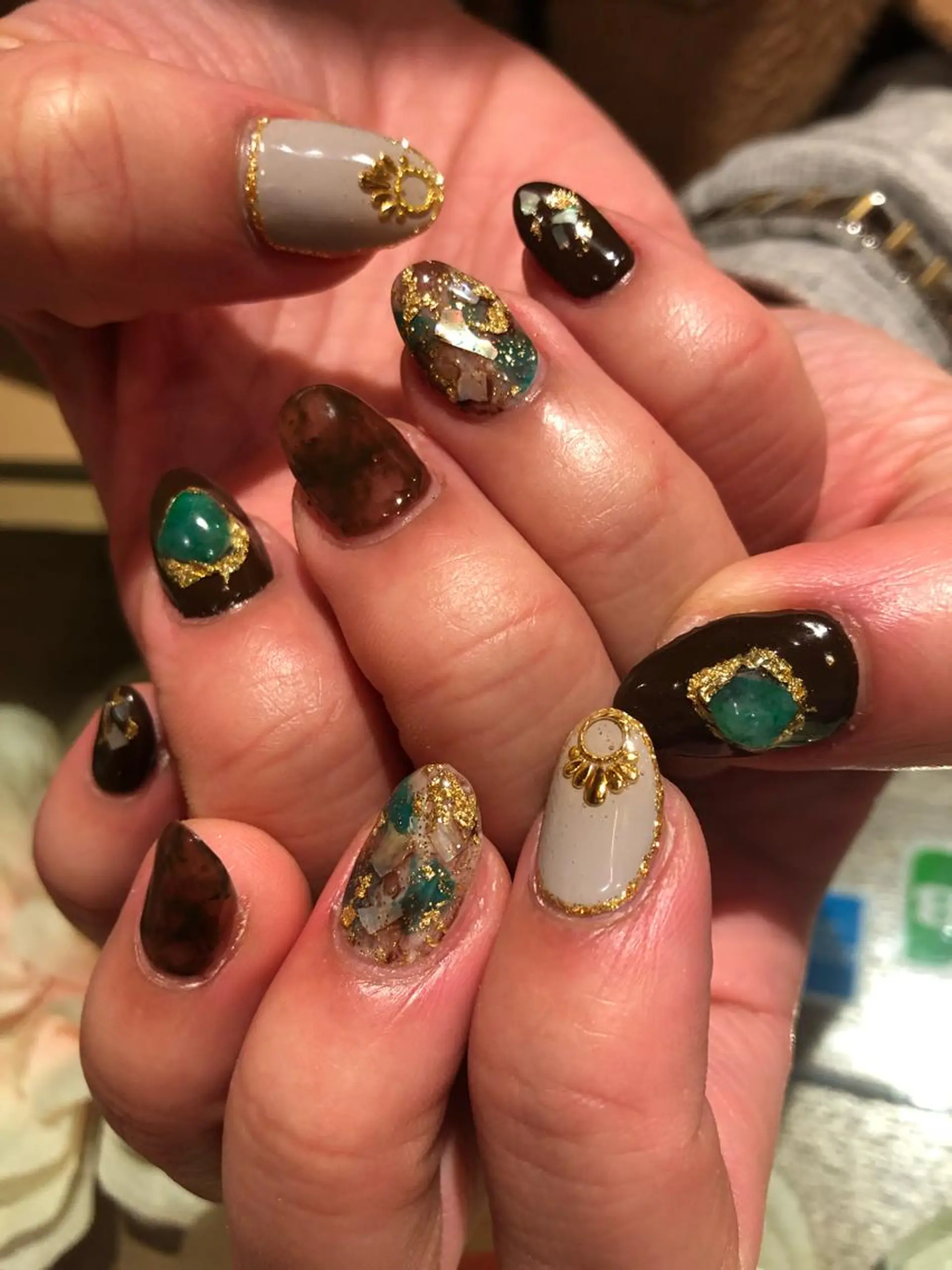 ネイル Nest 三田のマツエク・マツパデザイン