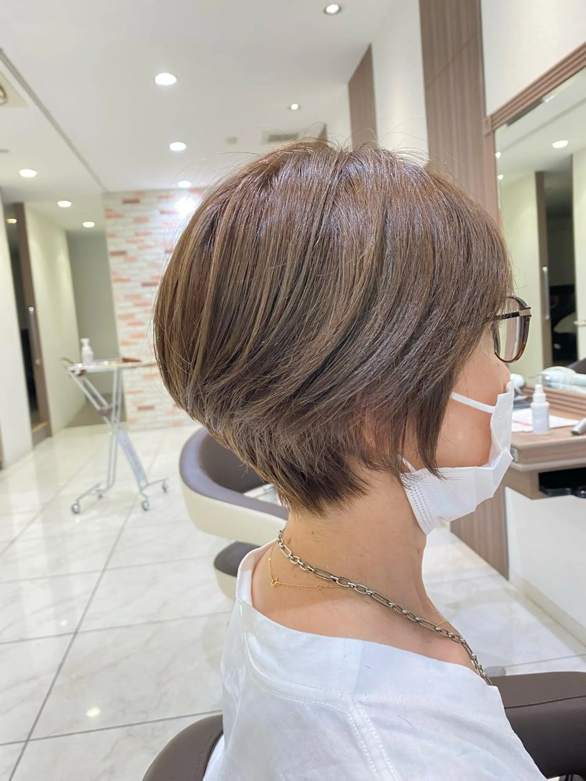 ショート カラー 田中 慎也のヘアスタイル