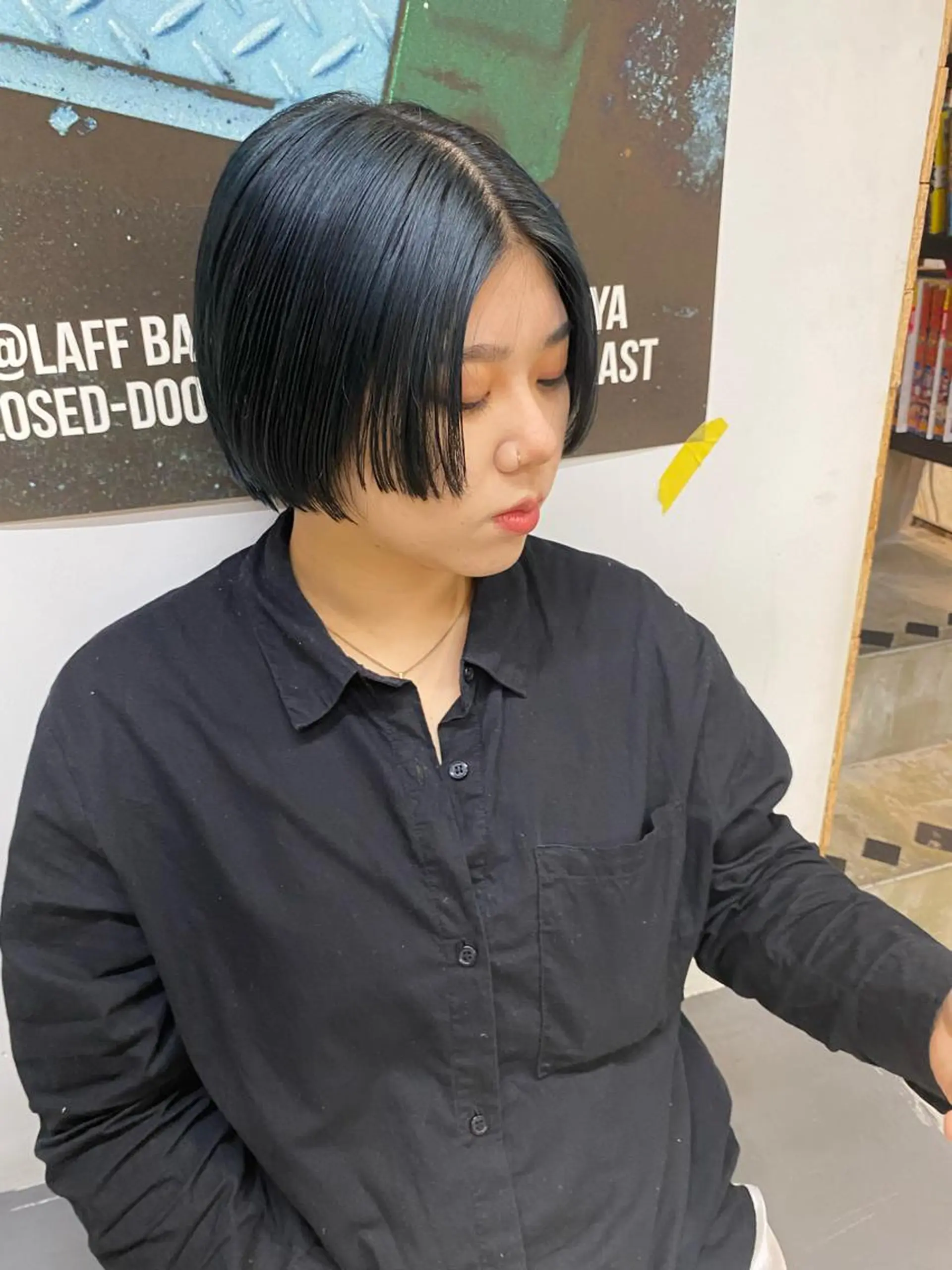 ショート カラー ブリーチ ボブ ショートヘア マツダテ ホノカのヘアスタイル