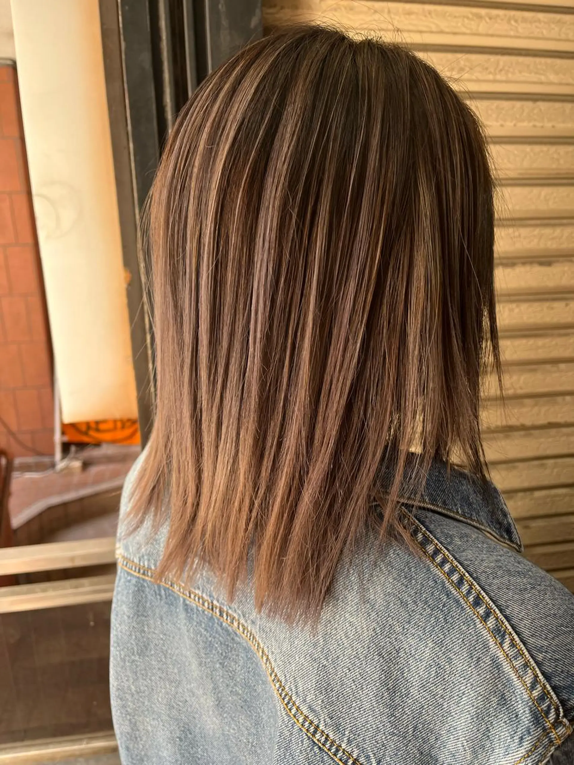 ミディアム カラー ハイライト 透明感カラー松本のヘアスタイル
