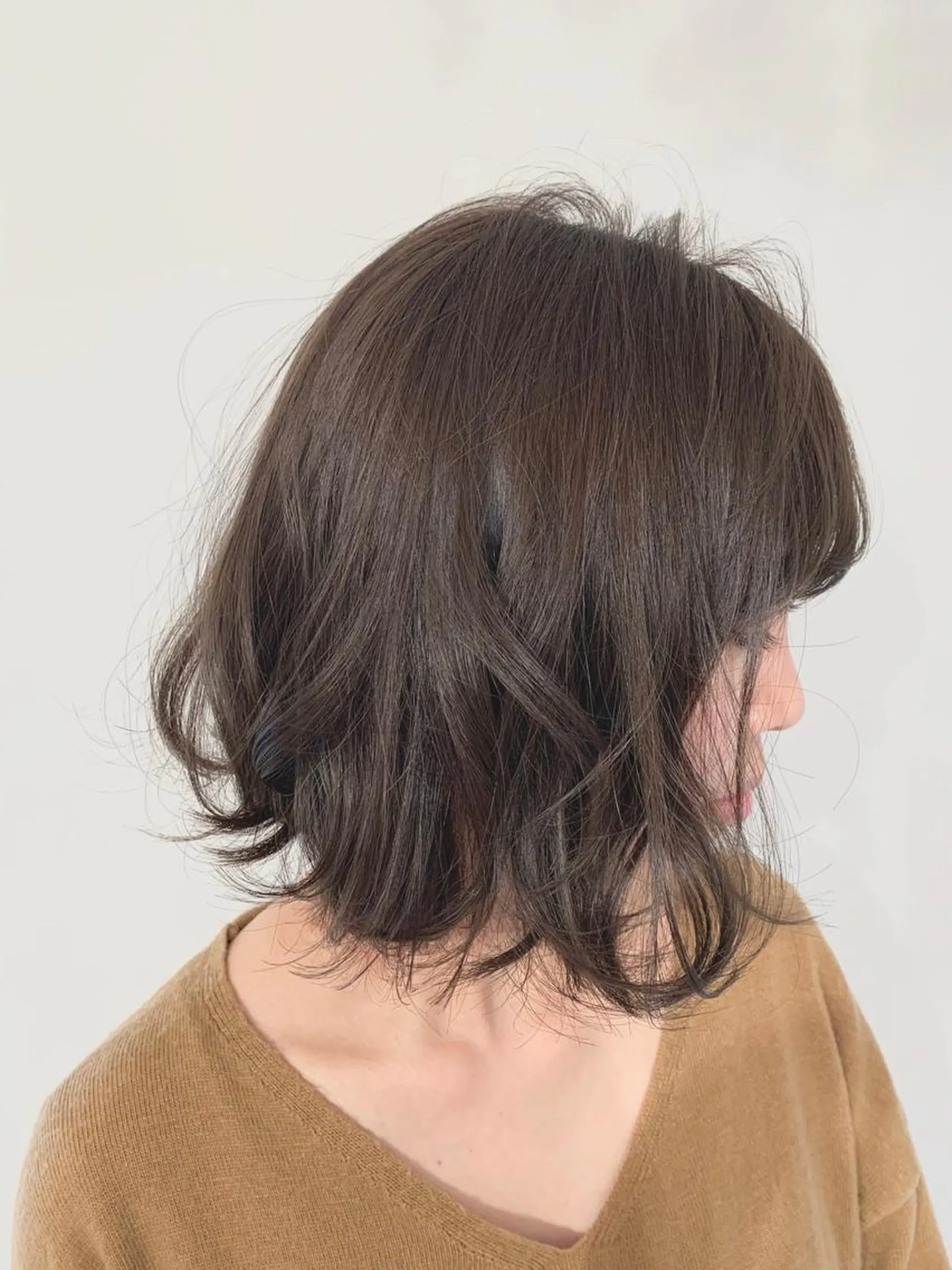 ミディアム カラー パーマ ヘアアレンジ グレージュ ボブ 加藤 綾華のヘアスタイル