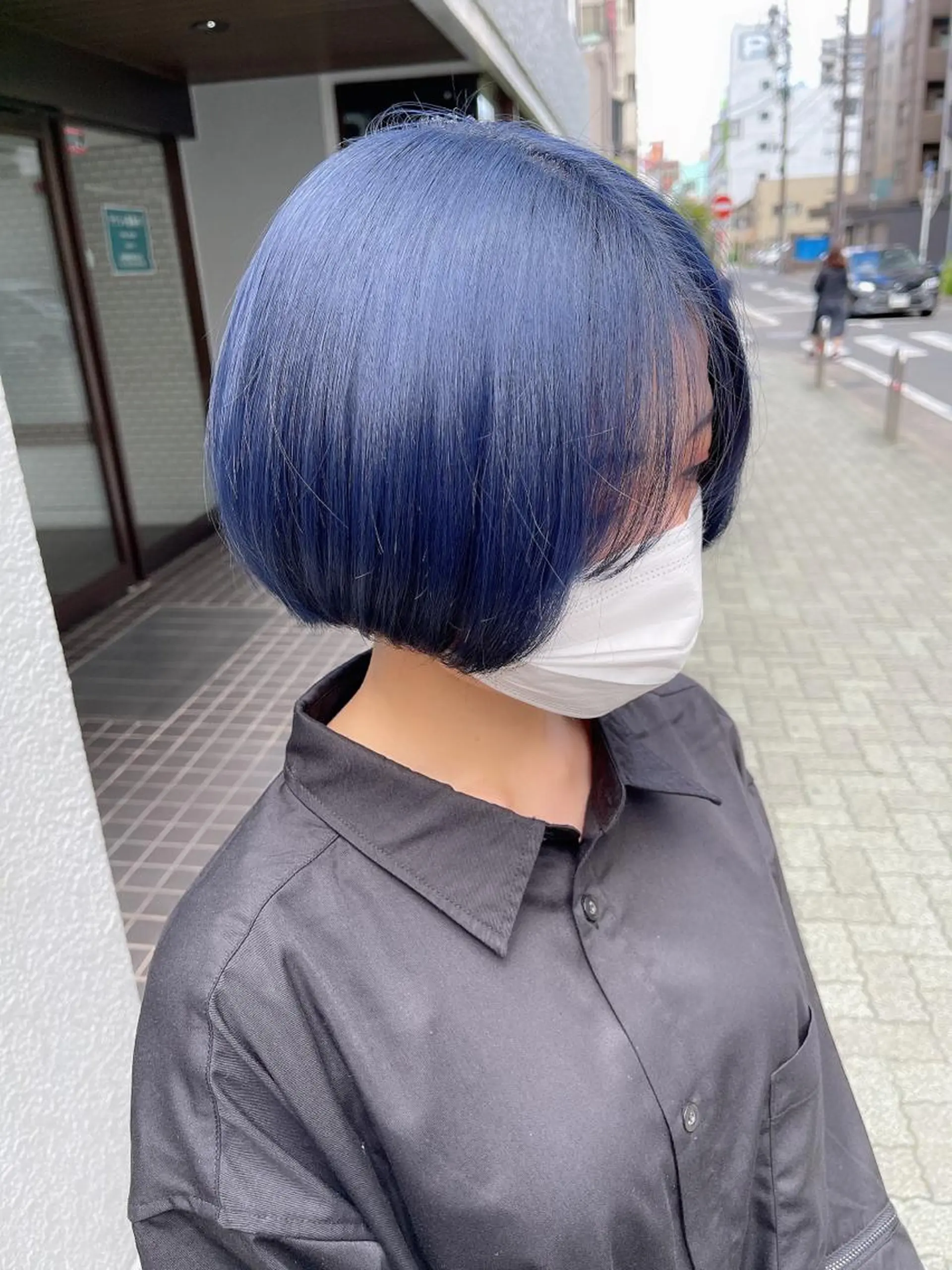 ミディアム カラー ベージュカラー ブリーチ ブルーカラー ミルクティーベージュ ネイビーカラー ヘアカラー トリートメント Luana 矢場町のヘアスタイル