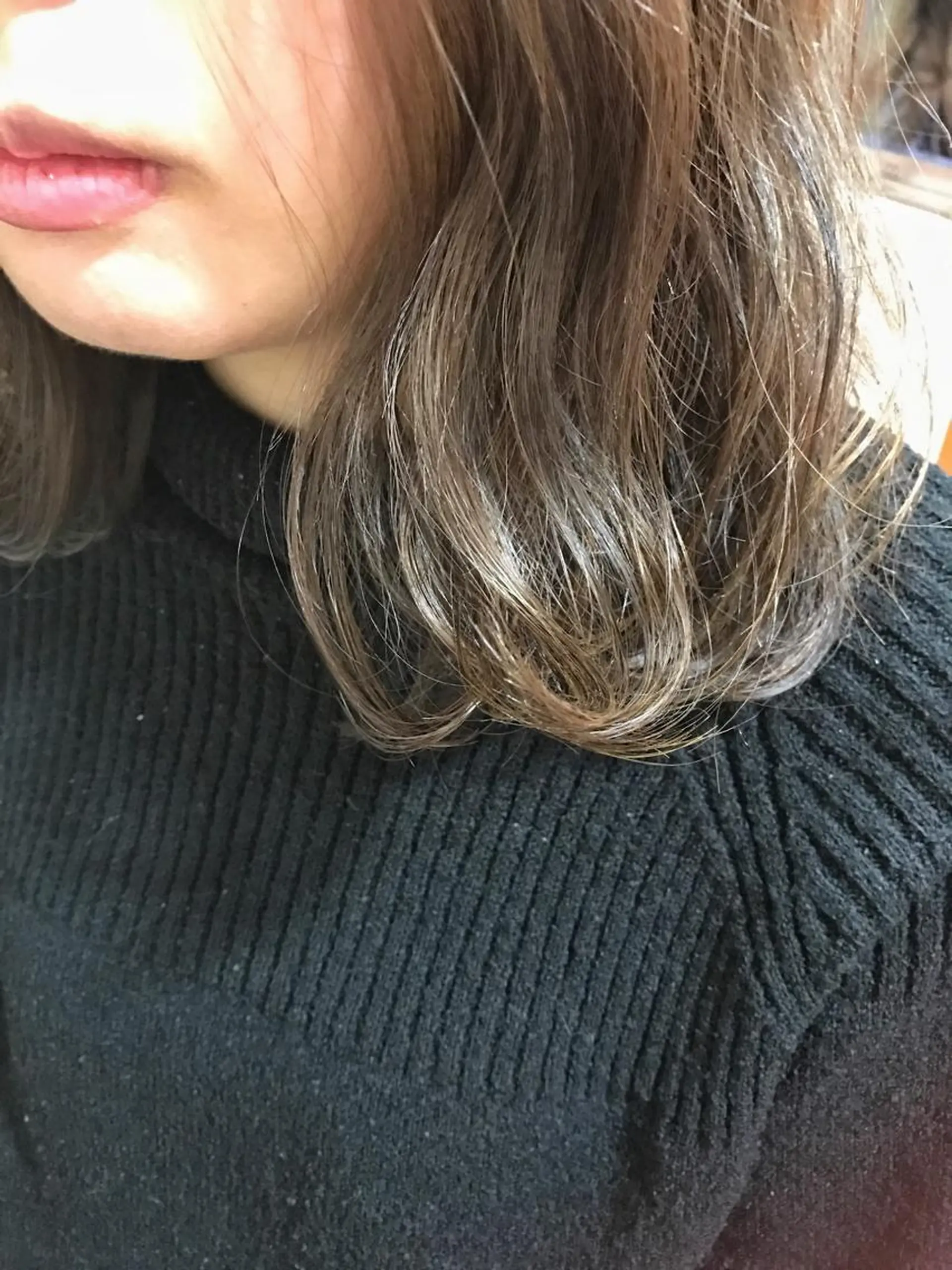 ミディアム カラー グレージュ 🪐脱白髪染め 🪐松尾菜々美のヘアスタイル