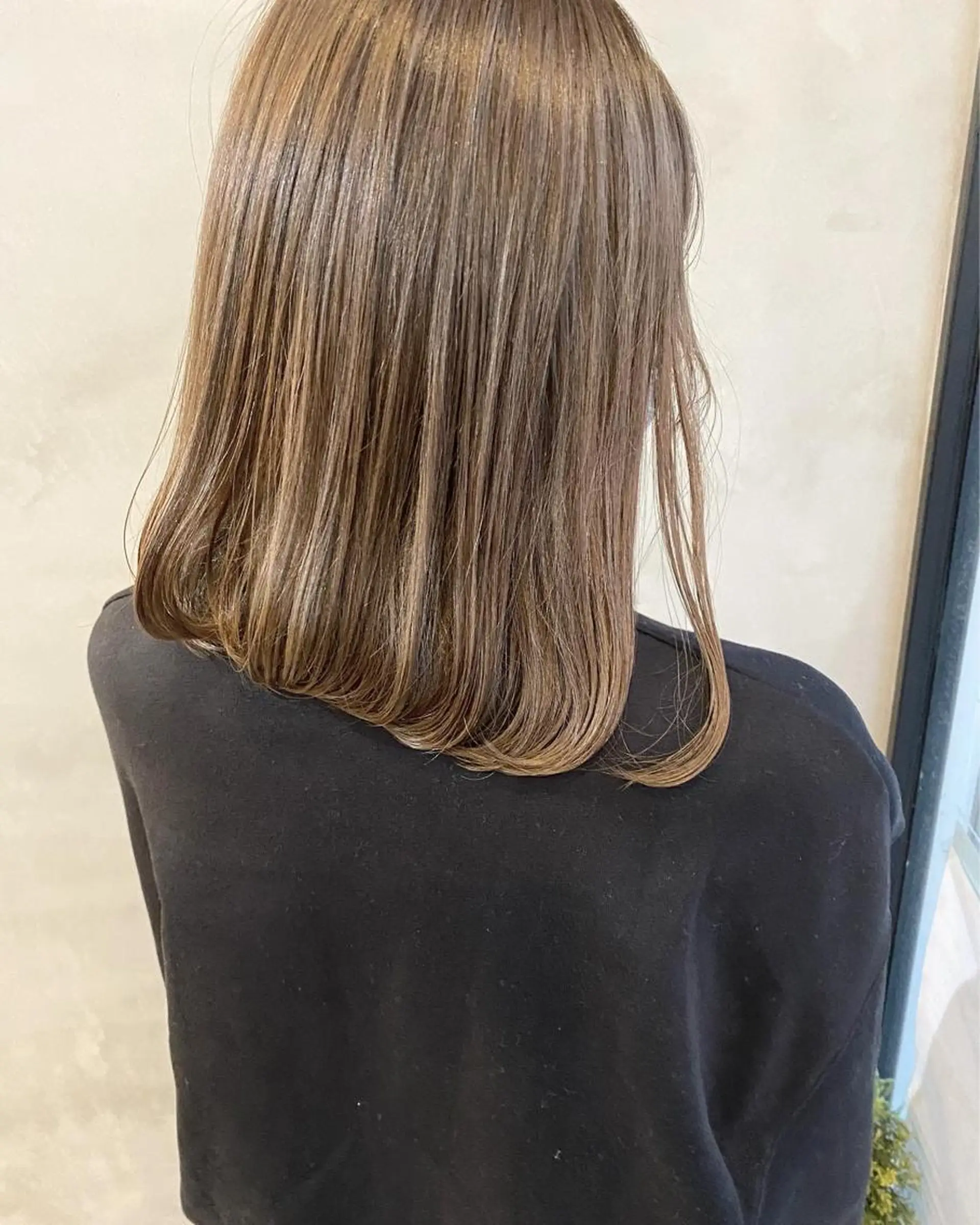 セミロング カラー ヘアアレンジ ネイル マツエク・マツパ 透明感カラー ハイライトカラー 外国人風カラー ハイライト ヨシンモリ 夜23時まで予約🉑 reverieあきらのヘアスタイル