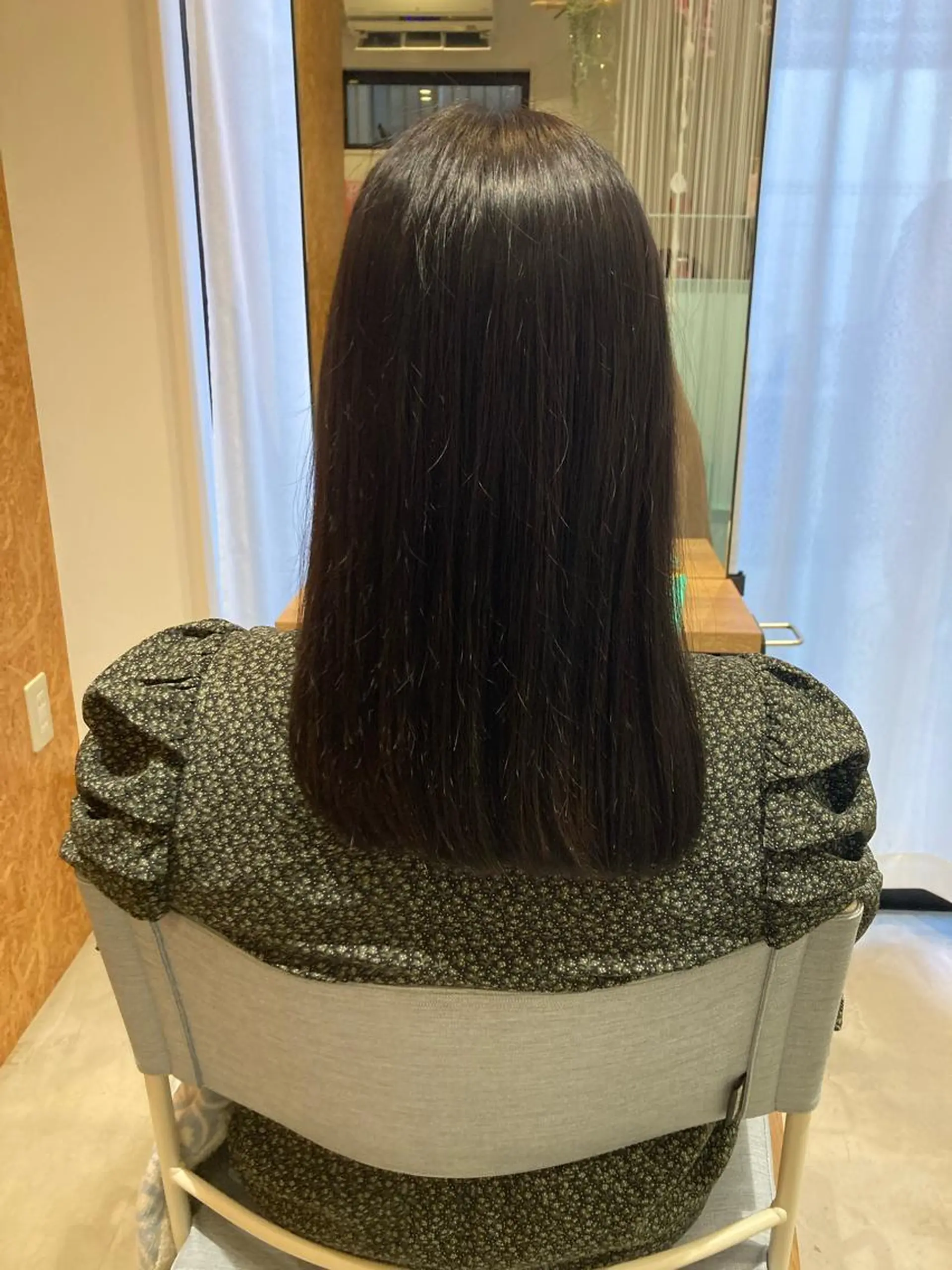 カラー アッシュ ヘアカラー 折本 沙織のヘアスタイル