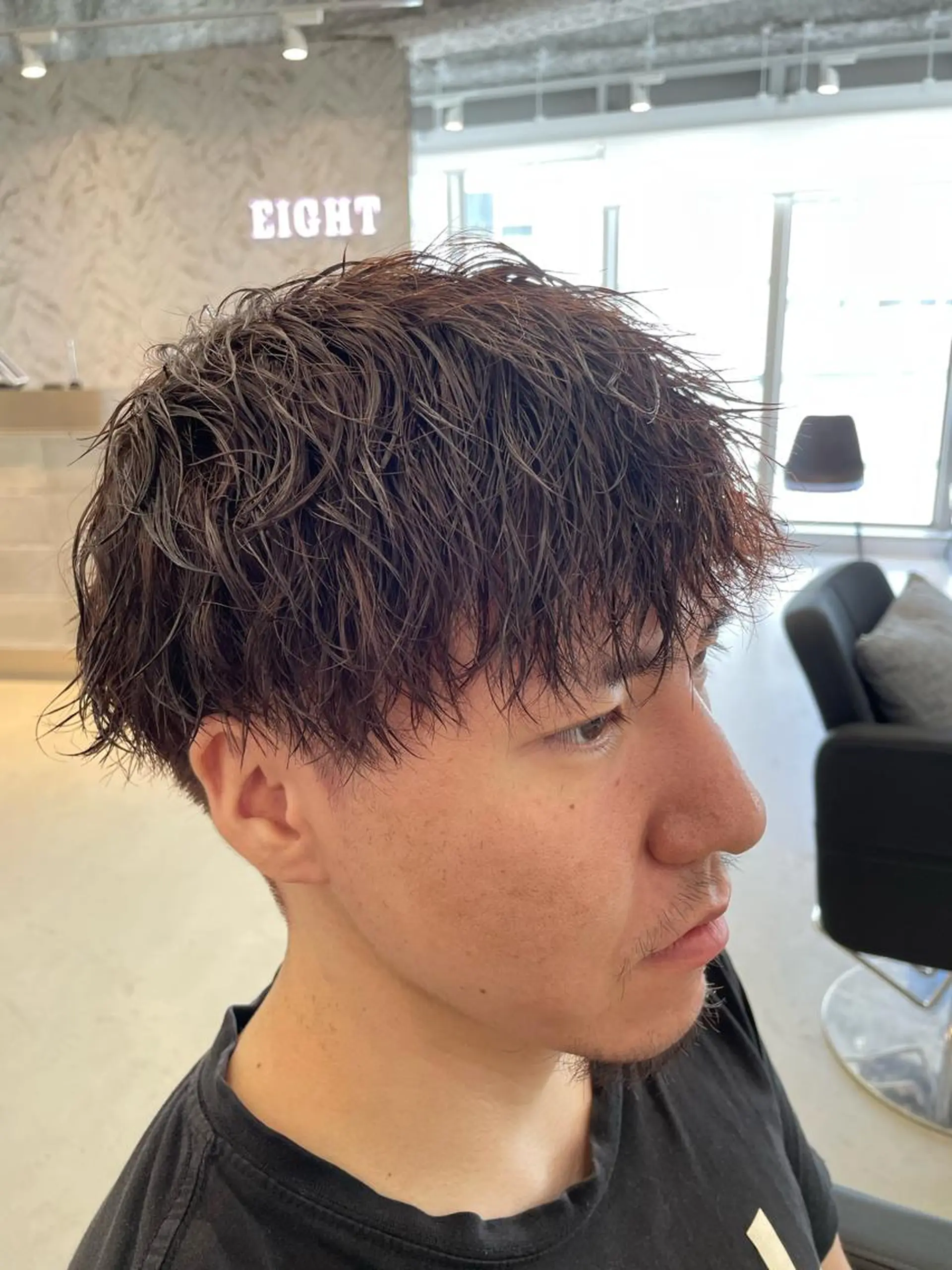 ミディアム メンズ ミディアムパーマ メンズパーマ メンズツイストパーマ ツイストパーマ カット パーマ トリートメント 島本 燎のヘアスタイル