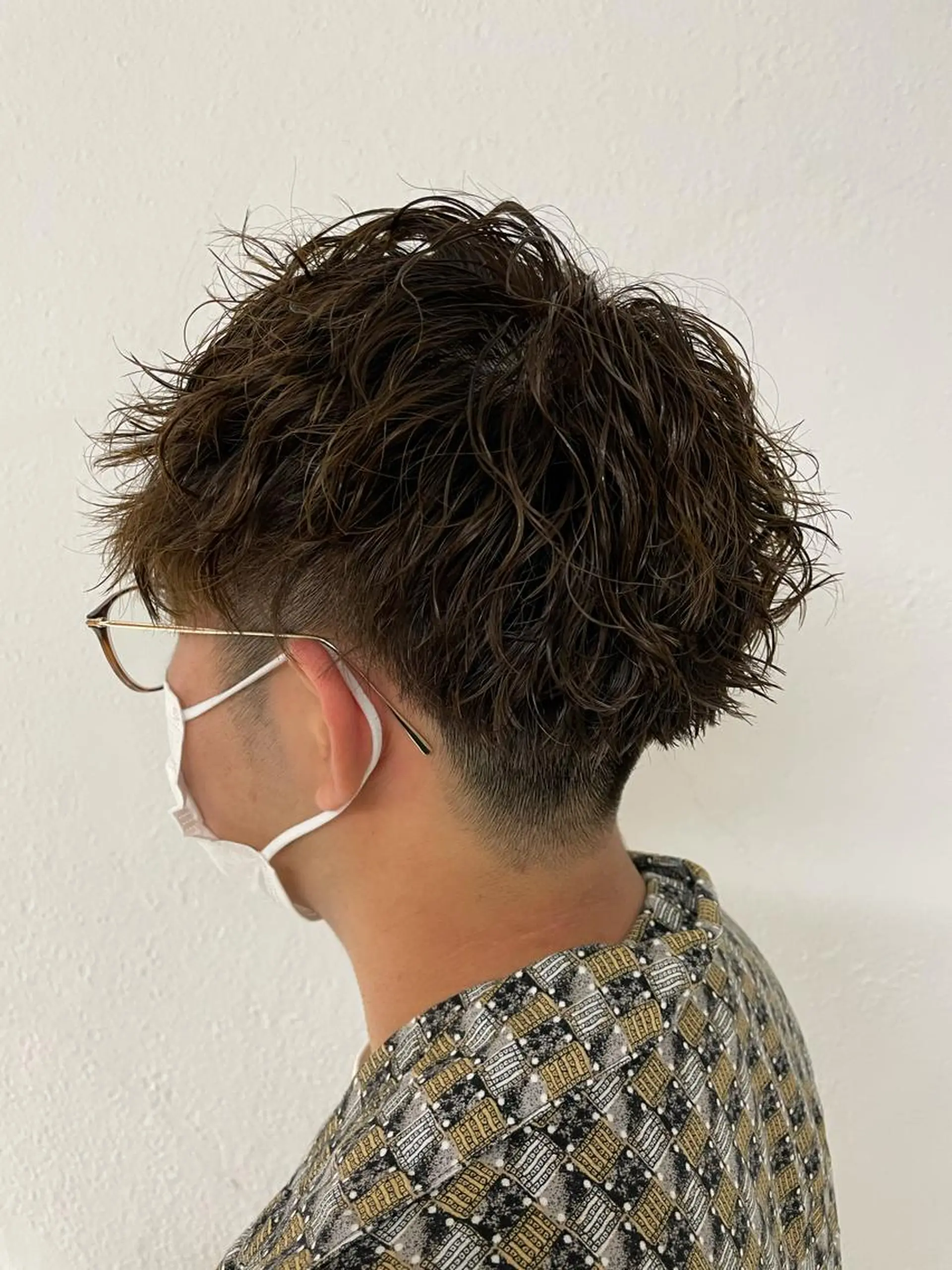 ショート カラー パーマ メンズ 【東北メンズヘア1 位受賞🥇】本間祐太のヘアスタイル