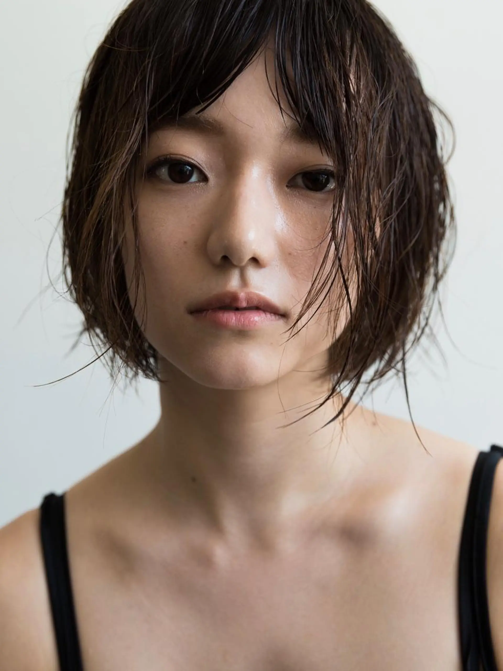 ショート カラー ツジガキ ユウスケのヘアスタイル