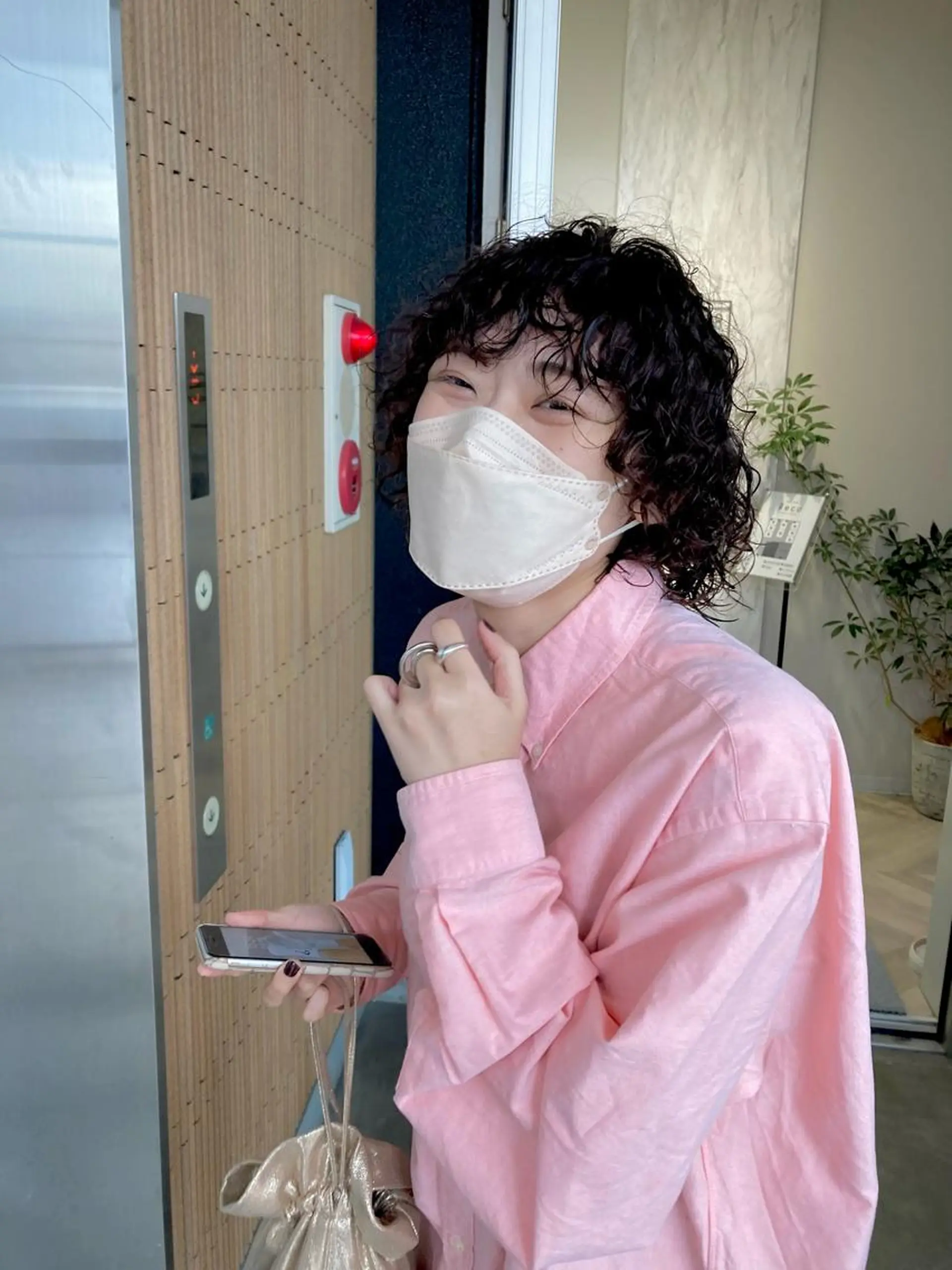 セミロング パーマ Izumi所属・ヨシアキ/パーマ/ ウルフ/ボブ/メンズのヘアスタイル