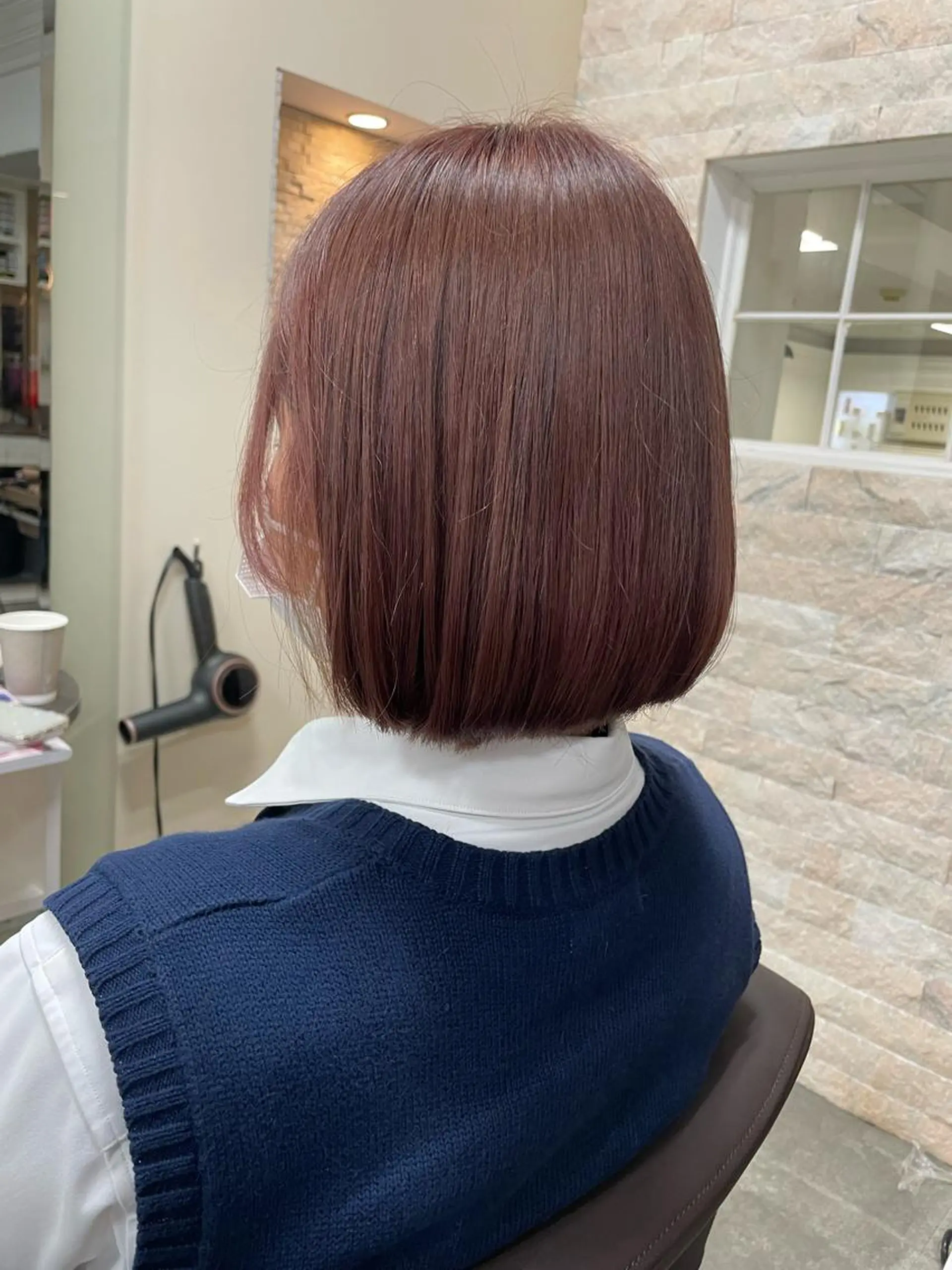 ショート カラー ベージュカラー ブリーチ ピンクカラー ピンクベージュ ボブ カット ヘアカラー ショート/韓国ヘア Moto✂︎のヘアスタイル
