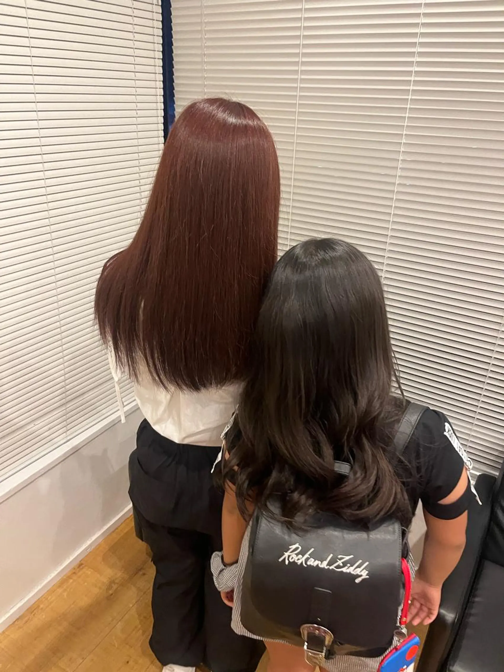 ロング カラー 藤原 智恵のヘアスタイル