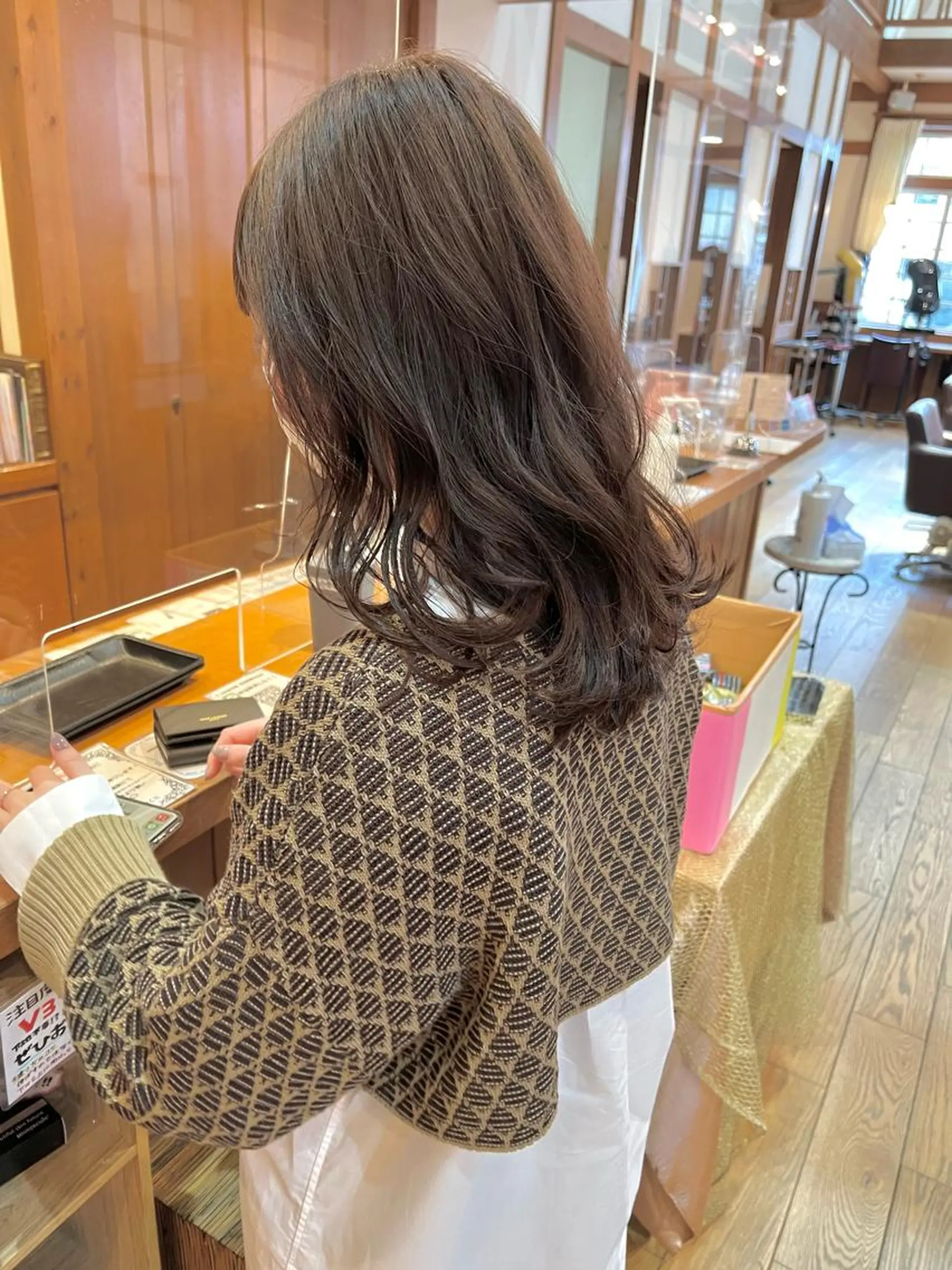 ミディアム カラー パーマ Artist 藤﨑紘成のヘアスタイル