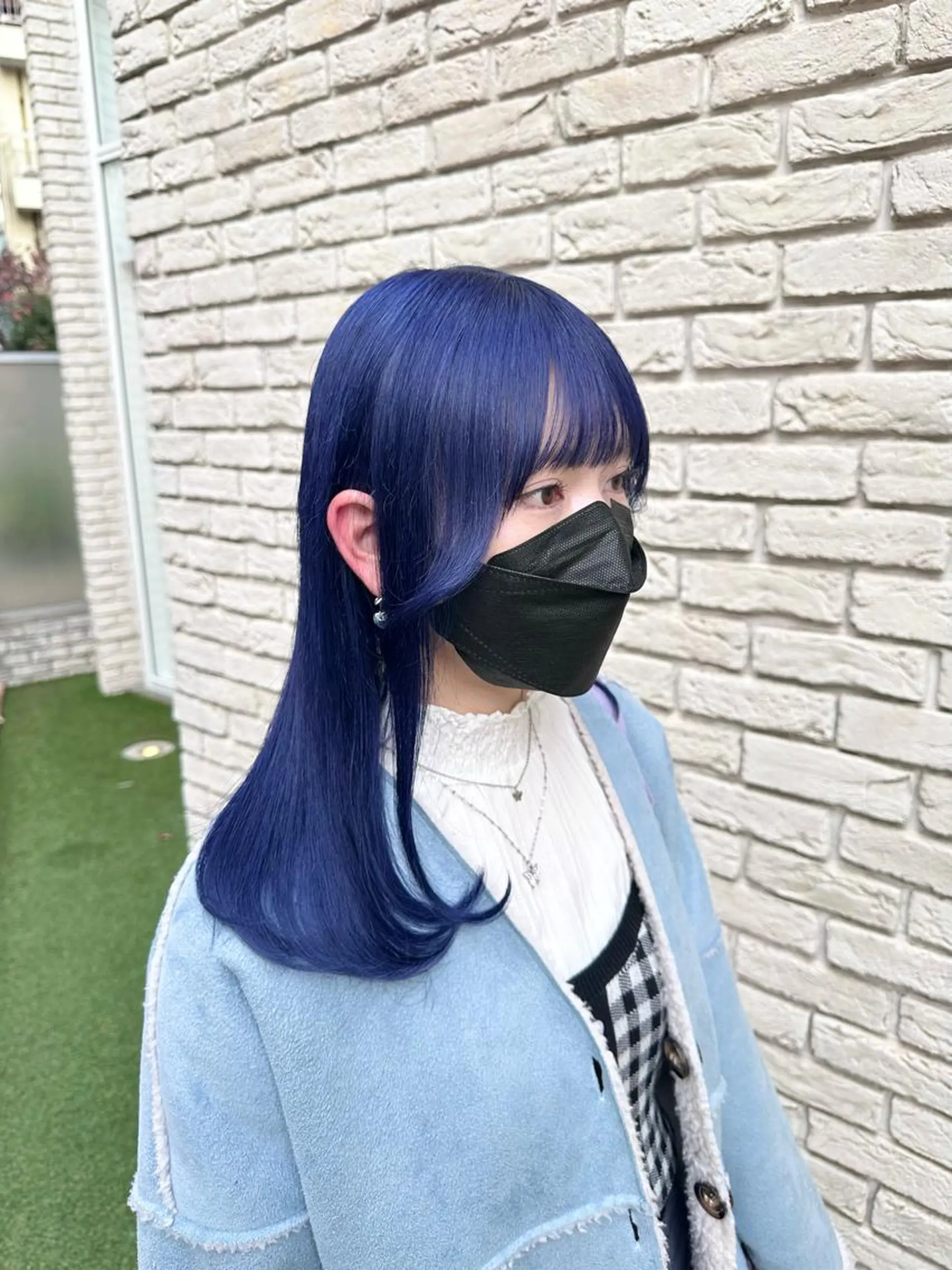 ミディアム カラー ブリーチ ブルーカラー ダブルカラー ハイトーンカラー ラベンダーカラー ヘアカラー トリートメント ヘッドスパ ヘアセット 🤍ハイトーンカラー 緒方 柚衣🤍のヘアスタイル