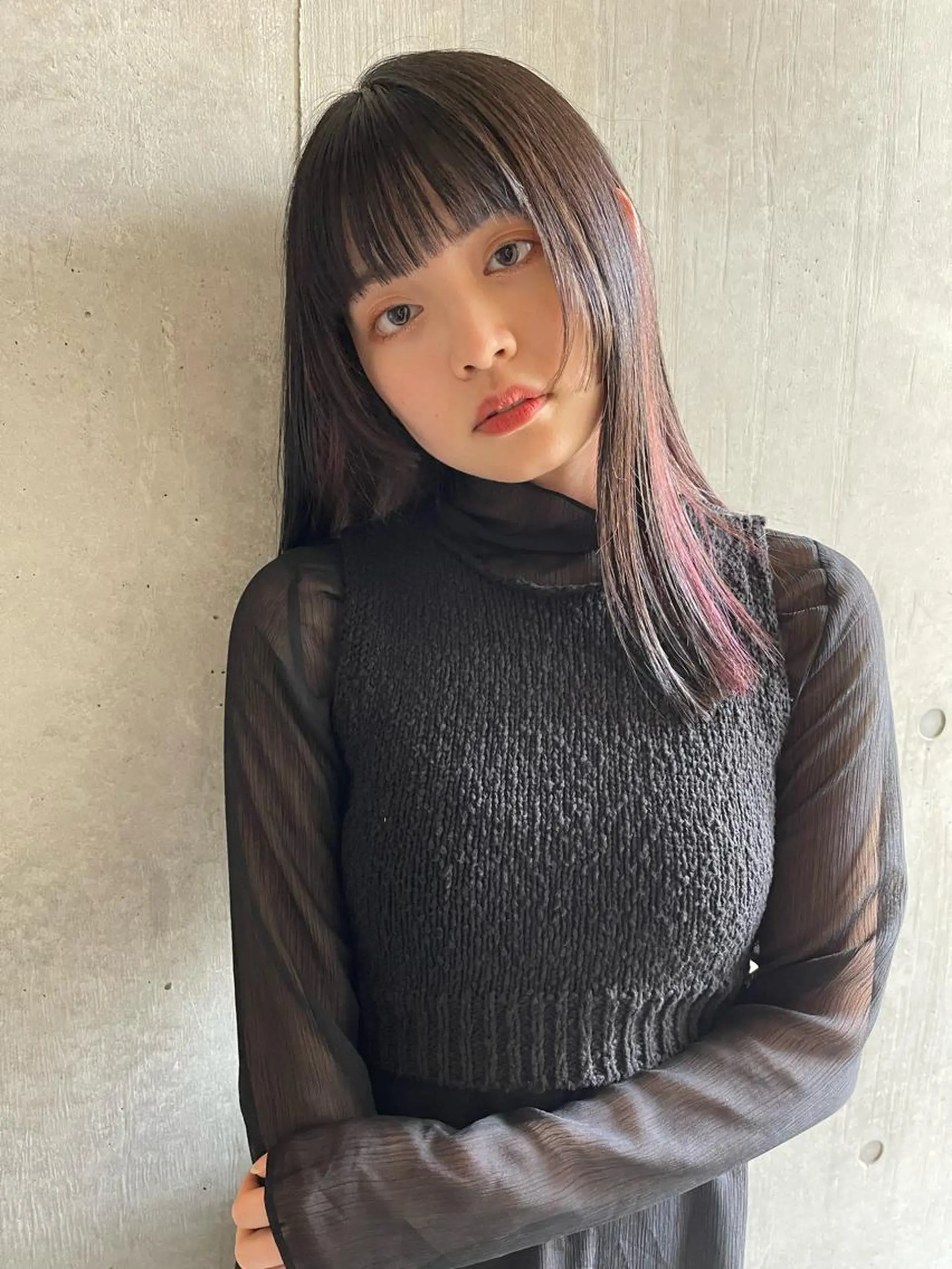 セミロング 似合わせカット 顔まわりレイヤー デザインカットのヘアスタイル