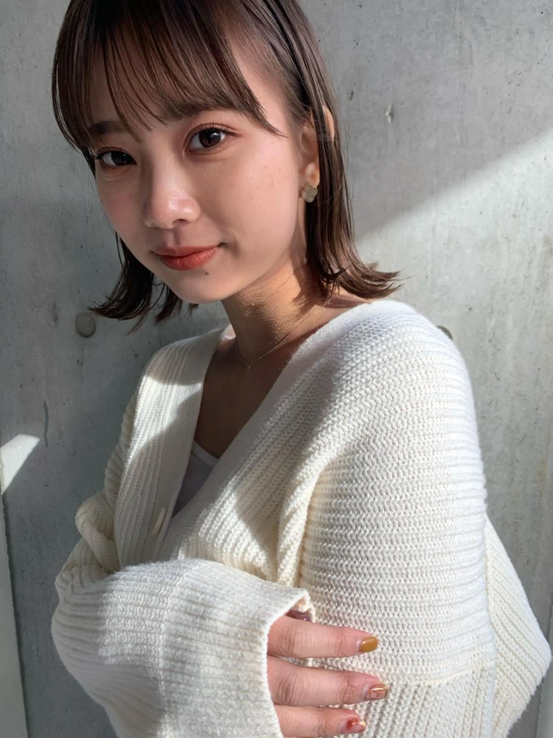 ミディアム カラー パーマ ボブ 外ハネヘア カット ヘアカラー トリートメント 柔らか透け感カラー 🌿ムロヤリョウスケのヘアスタイル