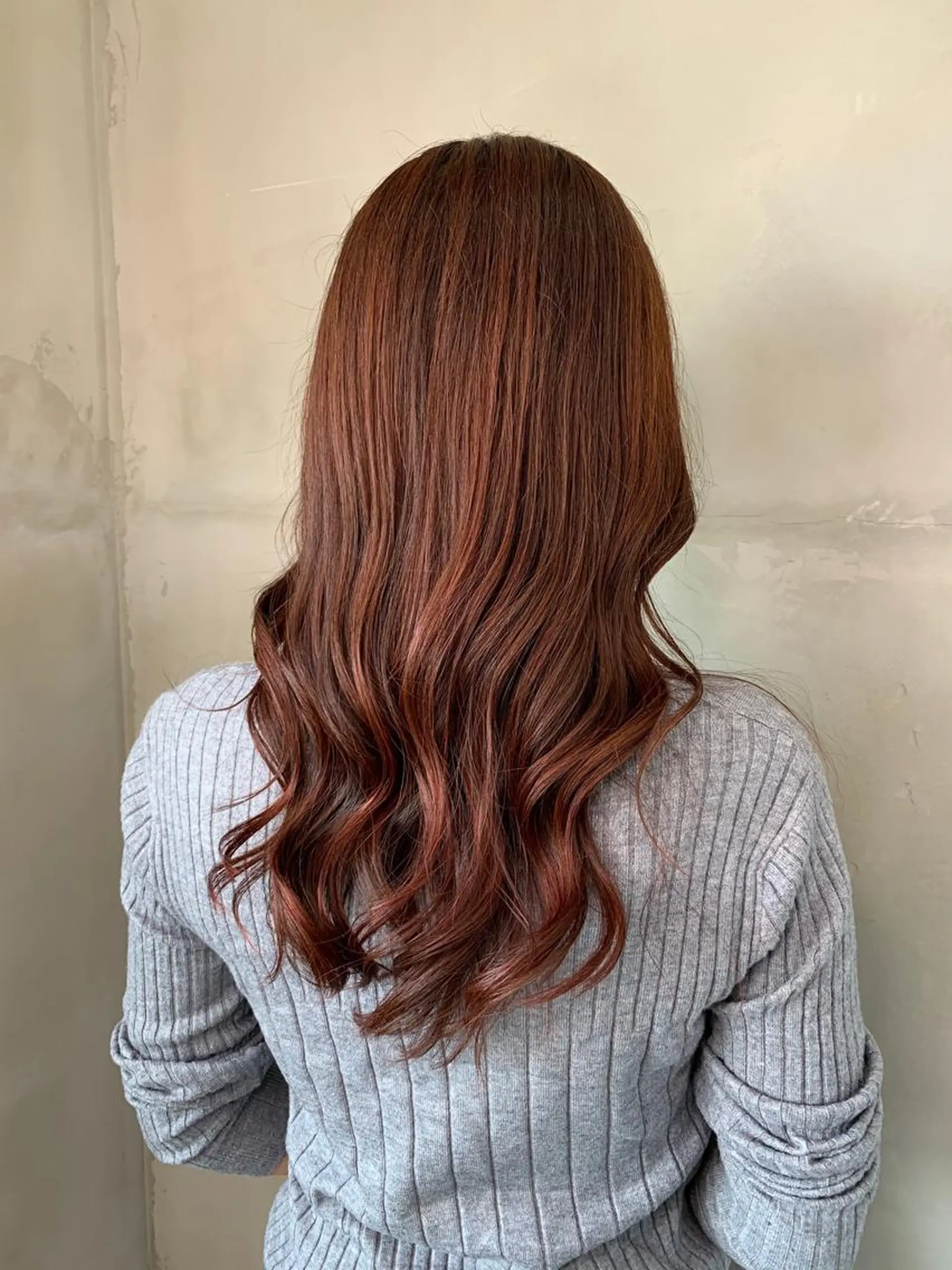 ロング カラー アッシュ バレイヤージュ ベージュカラー ブロンド ブルーカラー ヘアカラー レイヤーカット/ 艶カラー/RYOMAのヘアスタイル