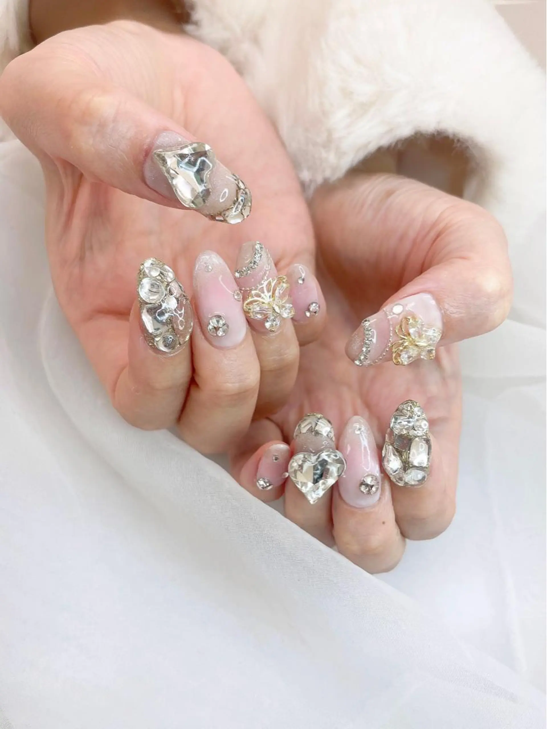 ネイル ハンドネイル 五十嵐 美智のネイルデザイン