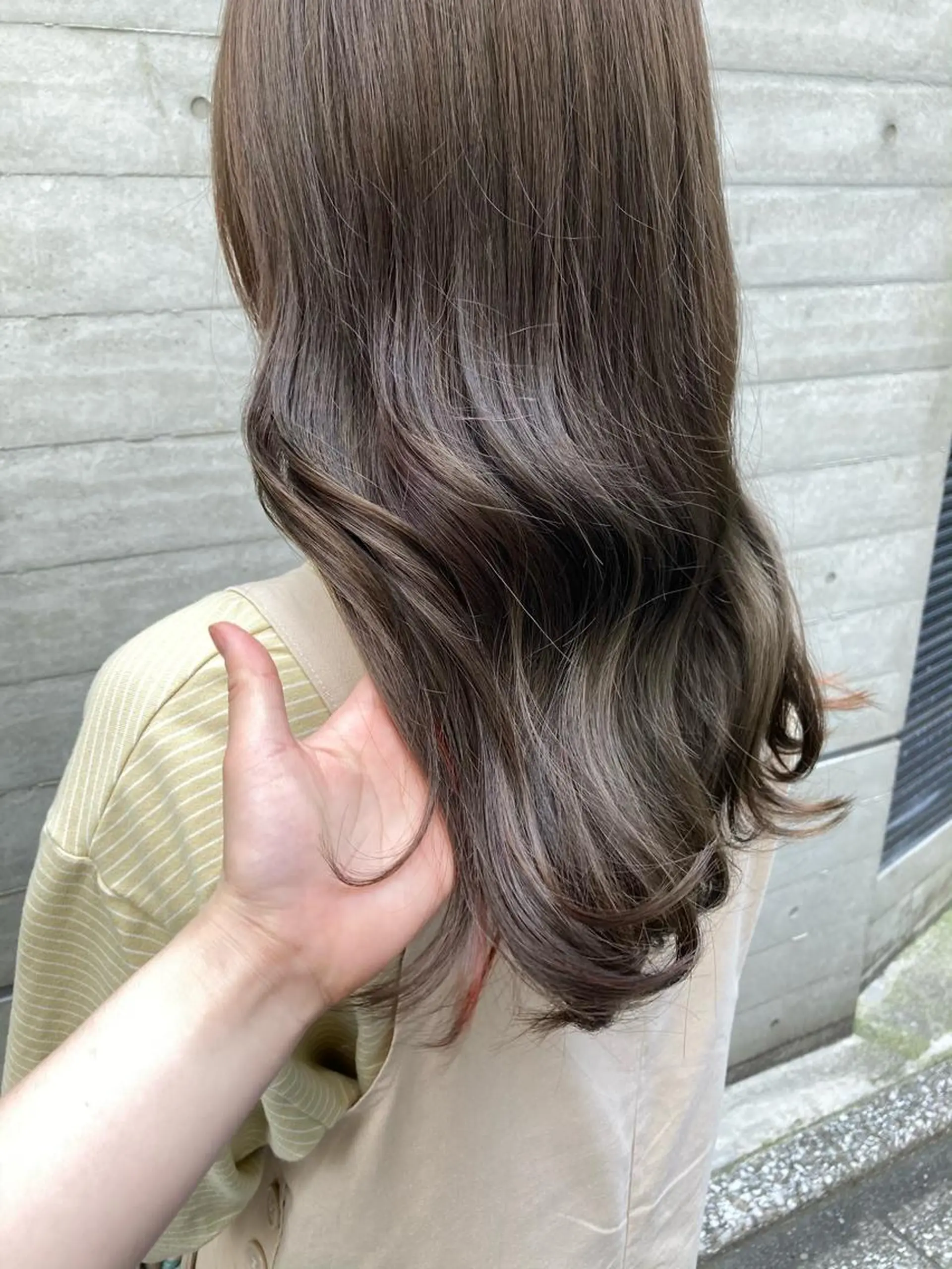 ロング ✨色持ちの良い艶 カラー✨蟹江真世のヘアスタイル