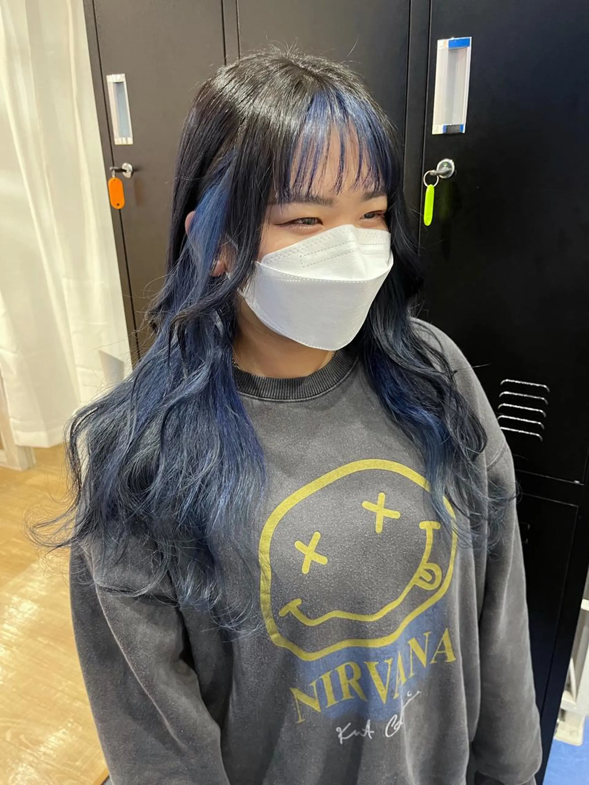 カラー white.梅田 デザインカラー🦄のヘアスタイル