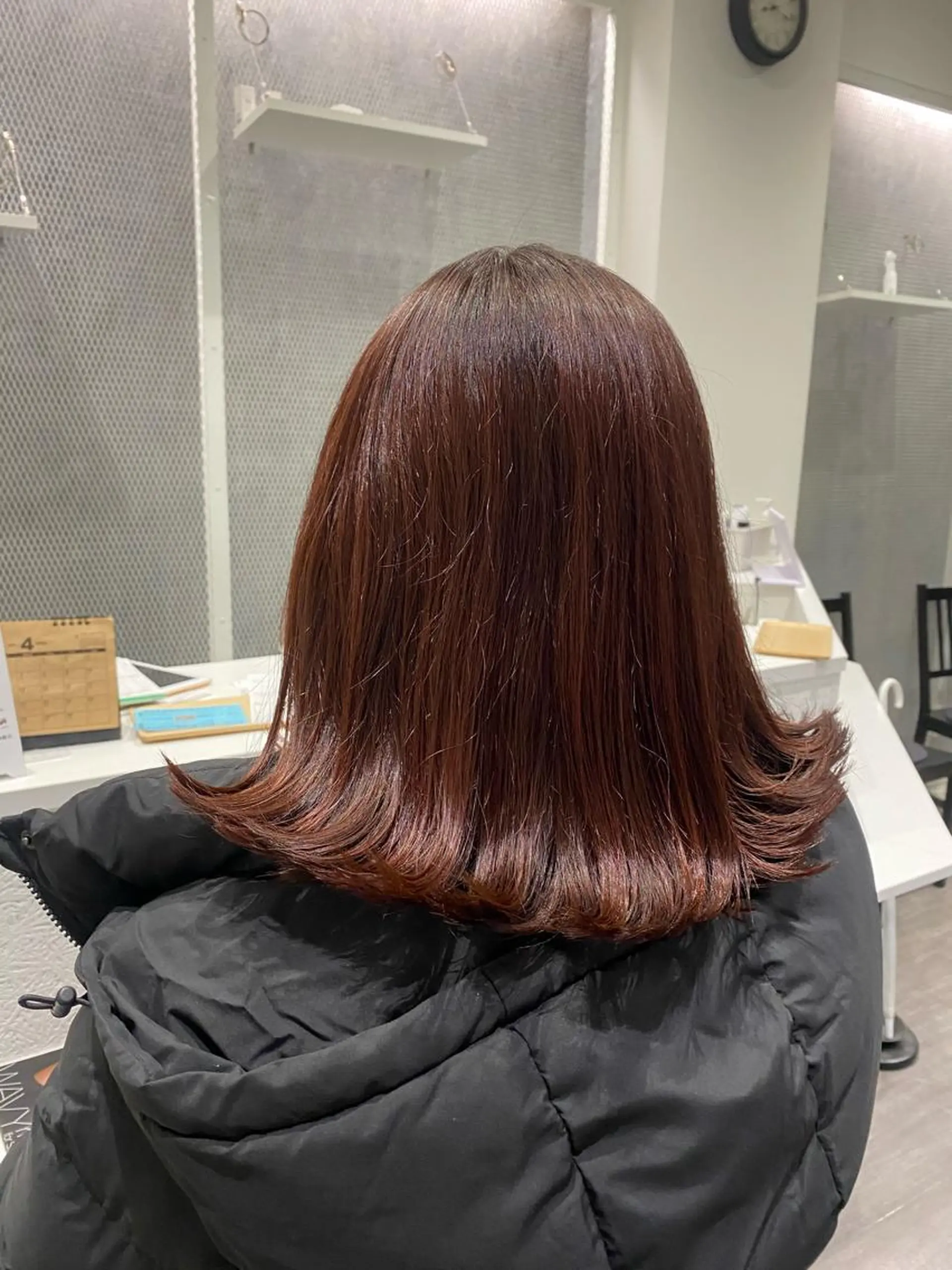 ショート レッドブラウン 大野 美紅のヘアスタイル