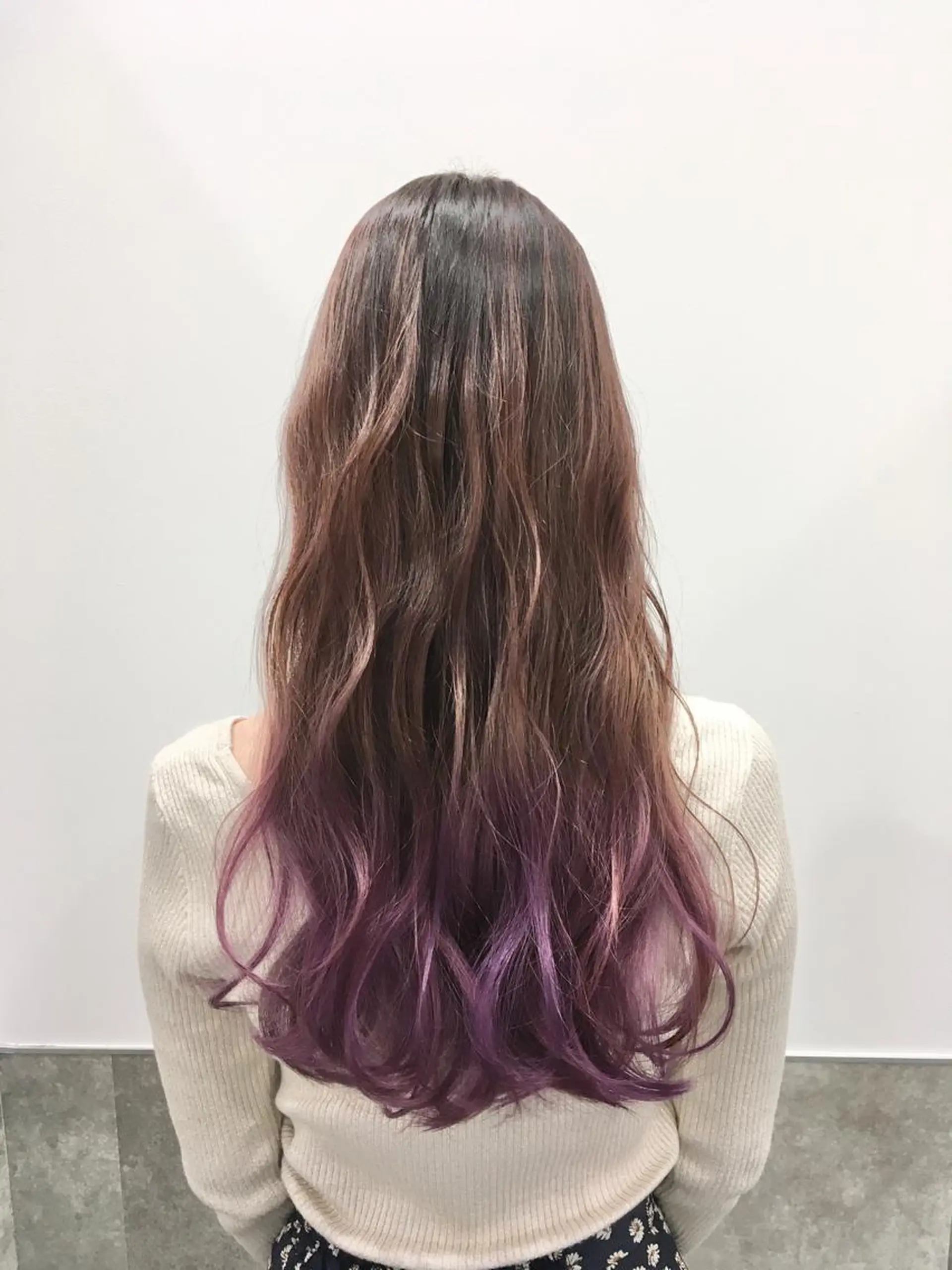 ロング カラー グラデーションカラー バイオレットカラー ヘアカラー トリートメント ヘアセット go today shaire salon 本店所属・yoshi ☆のヘアスタイル