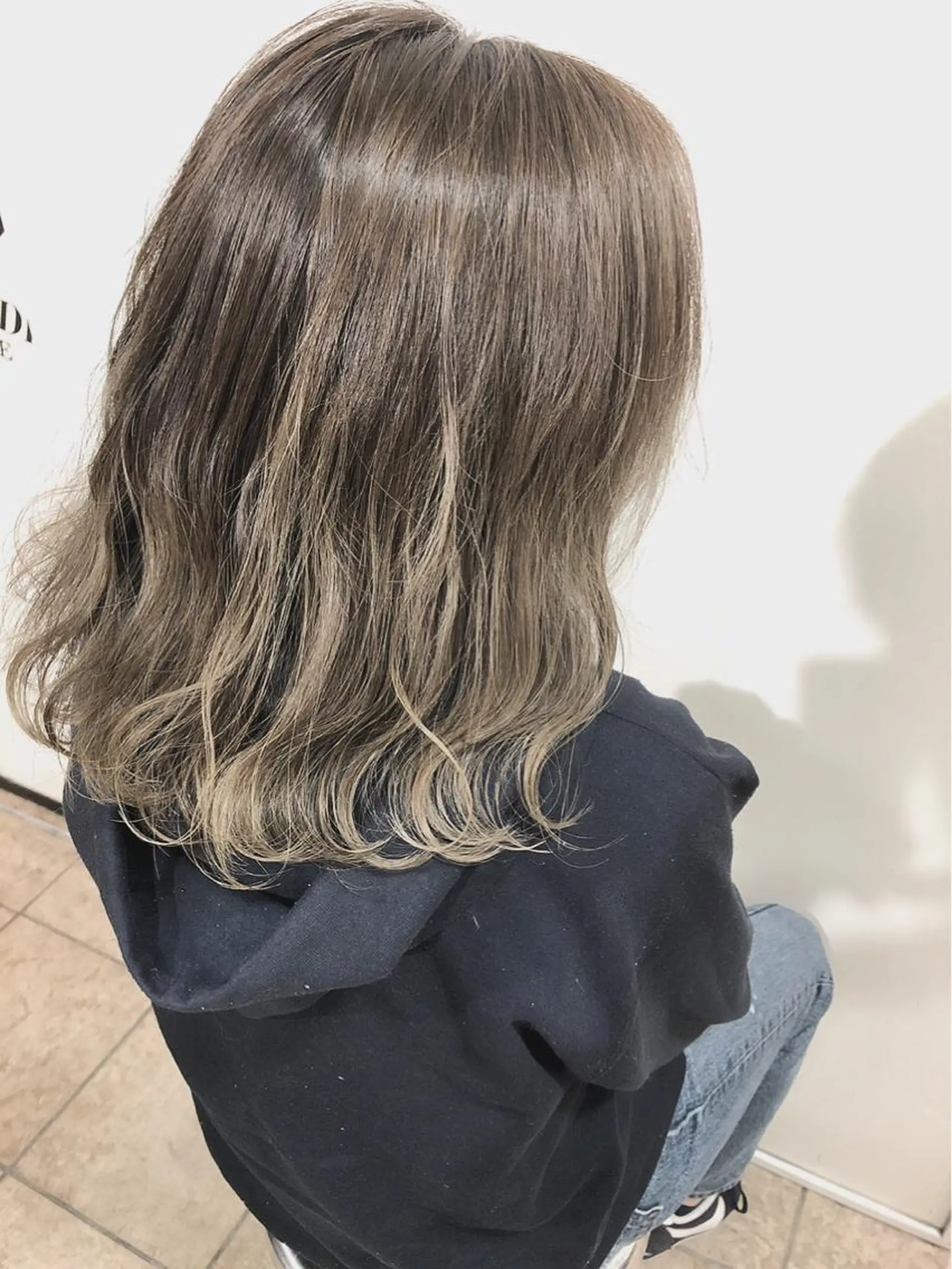 カラー グラデーションカラー ハイライトカラー 夜23時まで予約🉑 reverieあきらのヘアスタイル