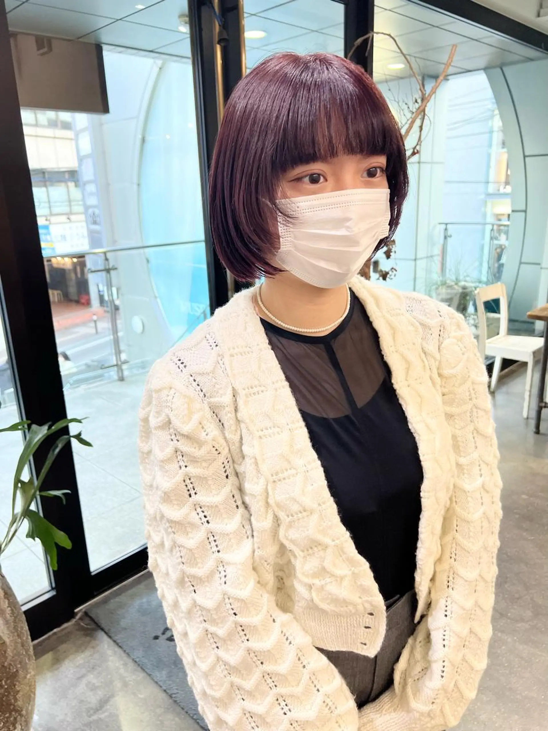 ショート カラー ボルドーカラー ボブ 顔まわりレイヤー レイヤーカット カット ヘアカラー トリートメント 千葉 郁也のヘアスタイル