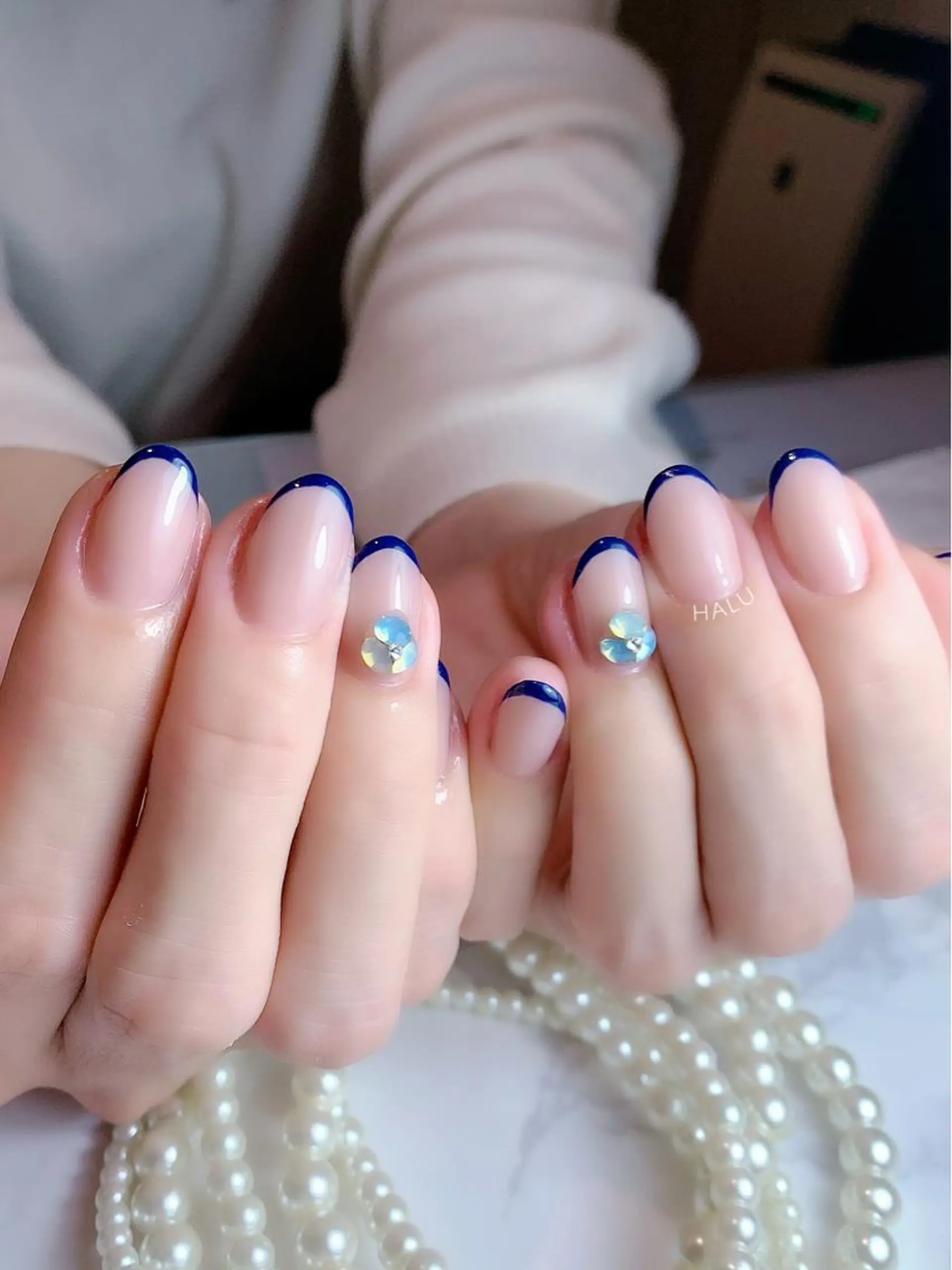 ネイル フレンチネイル ネイビー HALU ハルのネイルデザイン