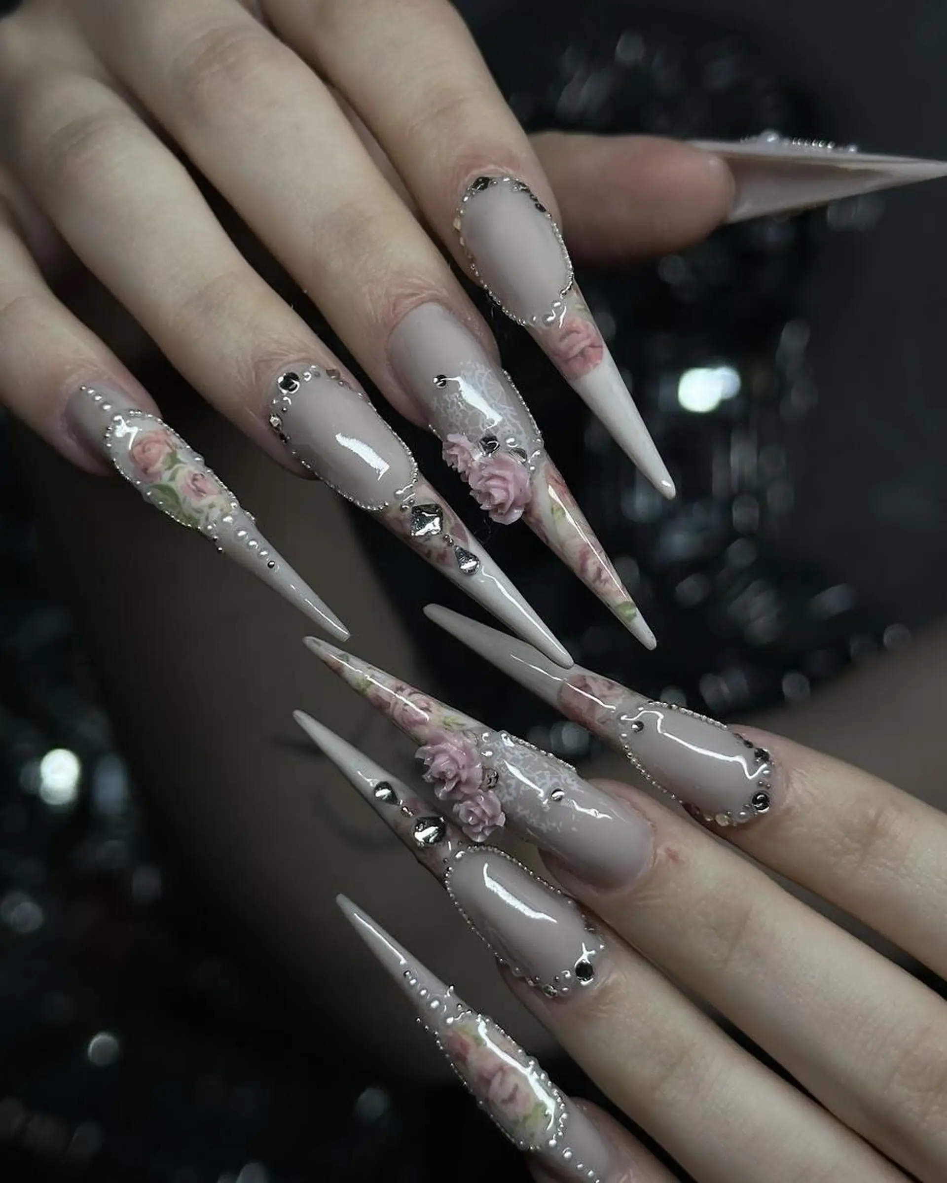 ネイル オーロラネイル 長さ出し フレンチネイル ジェルネイル ガーリー ハンドネイル Mio💖Belle Nail Salonのネイルデザイン