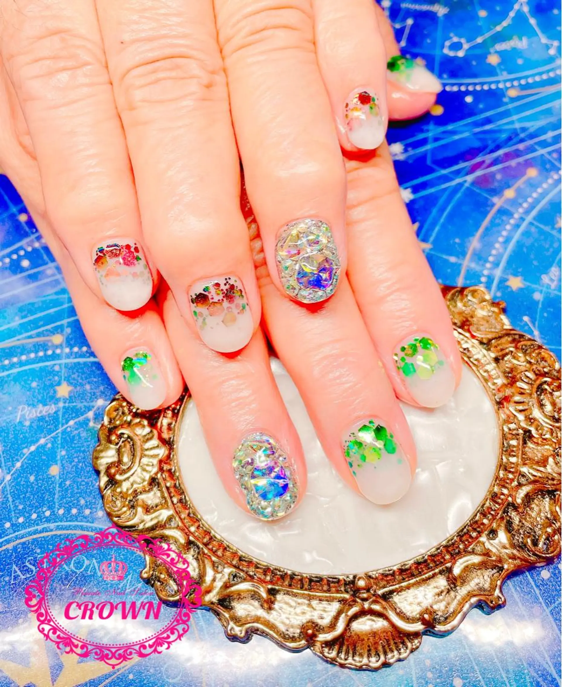 ネイル ハンドネイル CROWN プライベートサロンのネイルデザイン