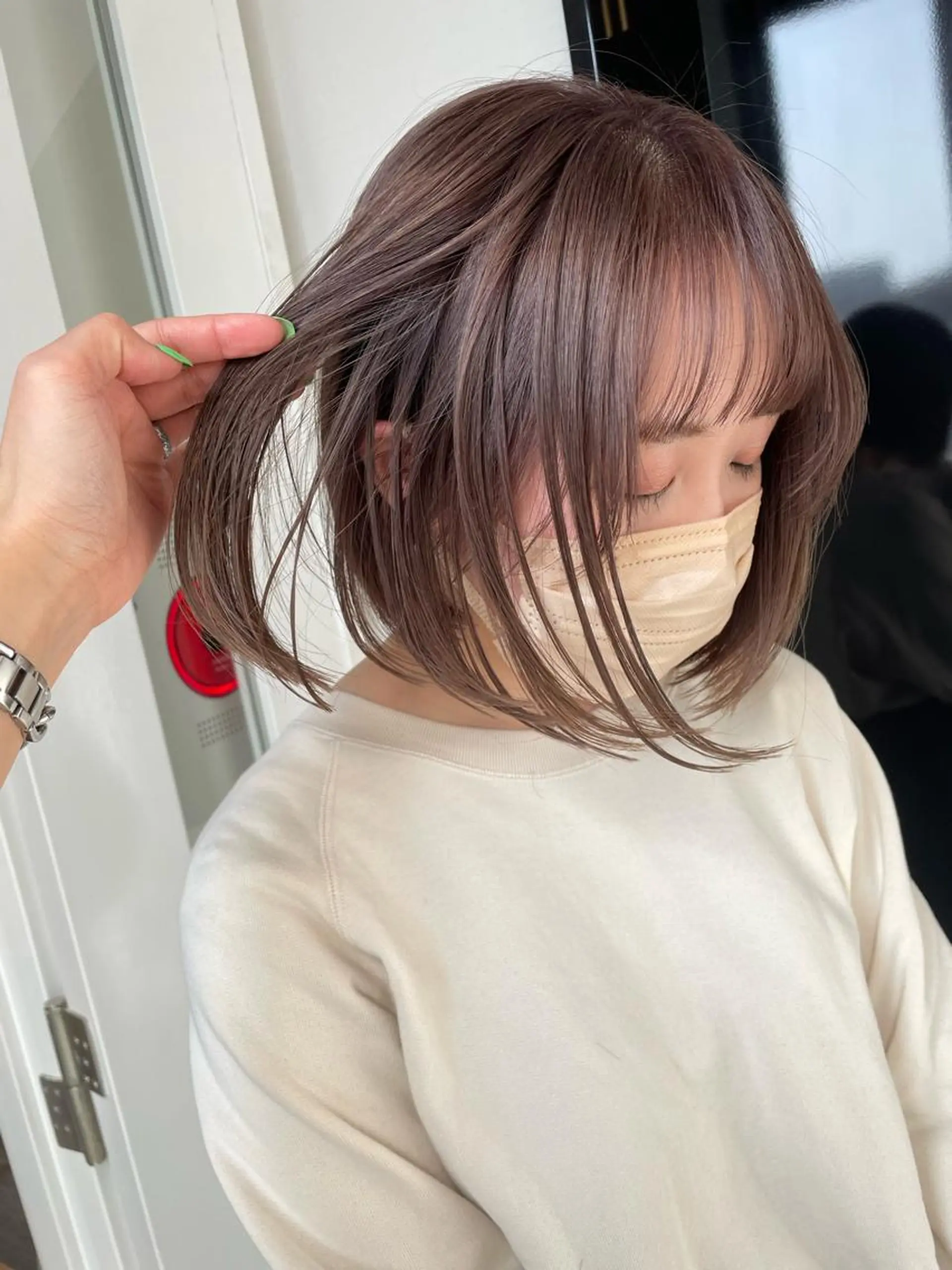 ミディアム カラー グレージュ ヘアカラー YUI/ ブリーチカラー🌷のヘアスタイル