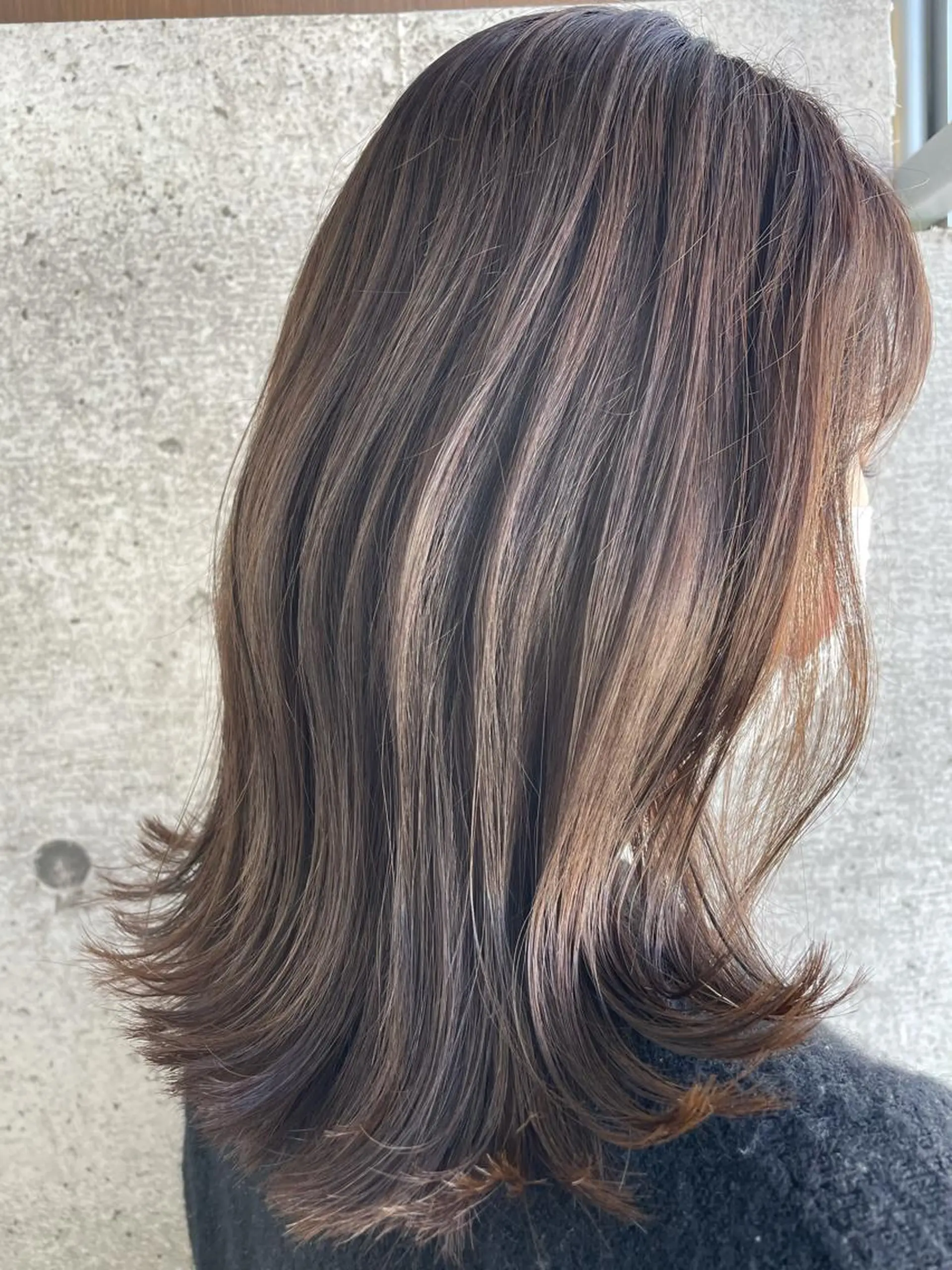 ミディアム カラー 透明感カラー カット ヘアカラー トリートメント 透明感カラー💎 AYAのヘアスタイル