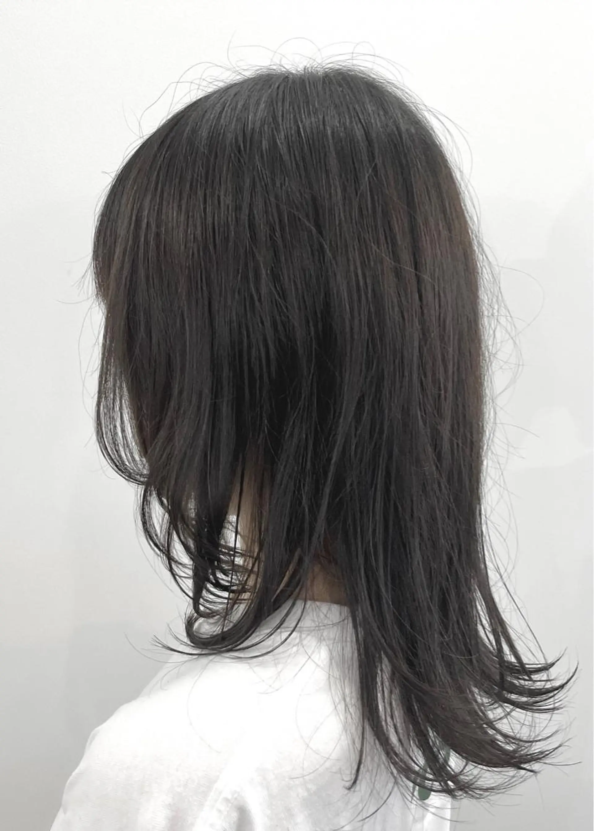 ミディアム カラー ブリーチ ダブルカラー グレージュ ハイライトカラー ハイトーンカラー LadyBeetle 山本泰史のヘアスタイル