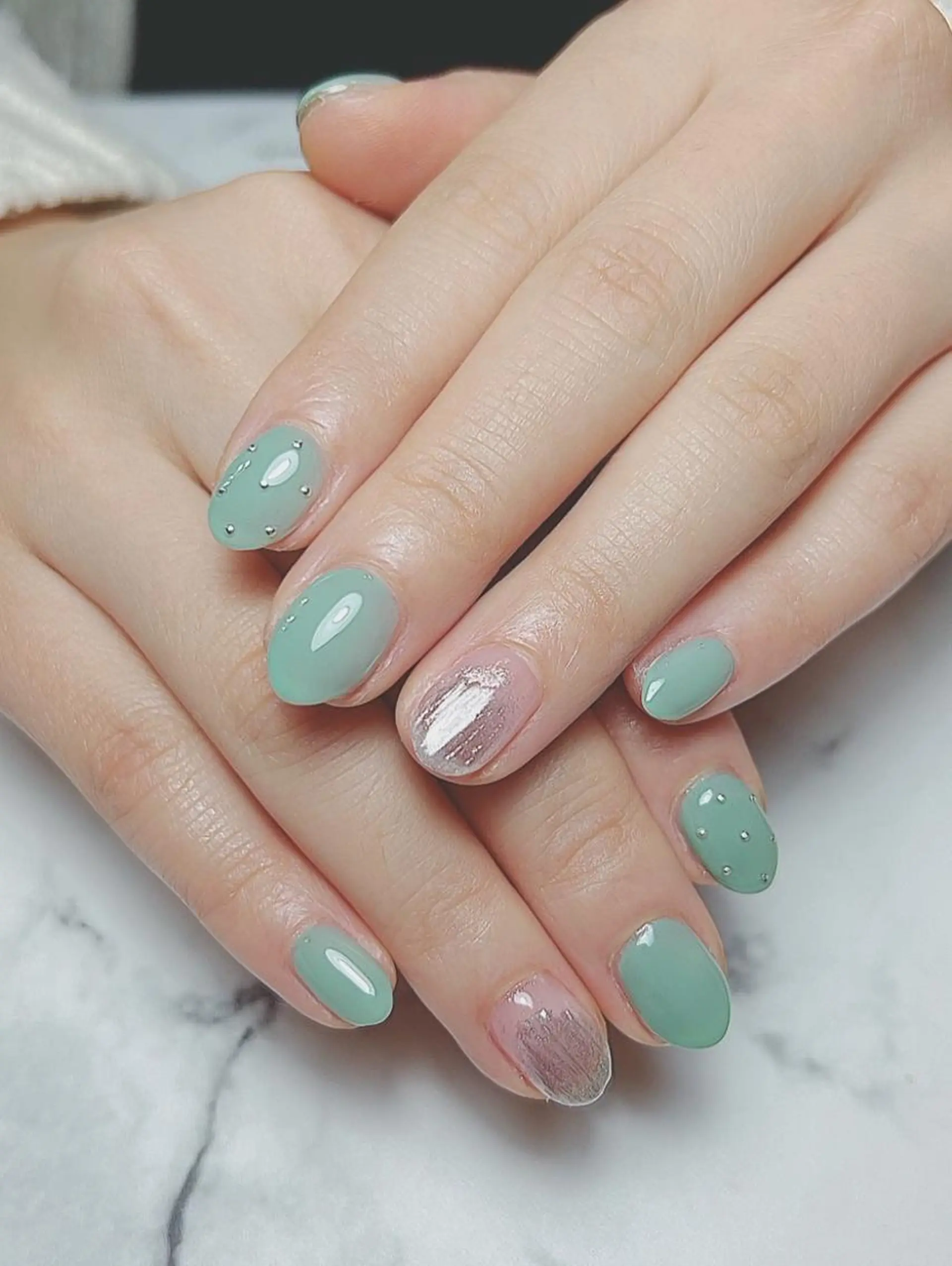 ネイル グラデーション Nailist Honamiのネイルデザイン