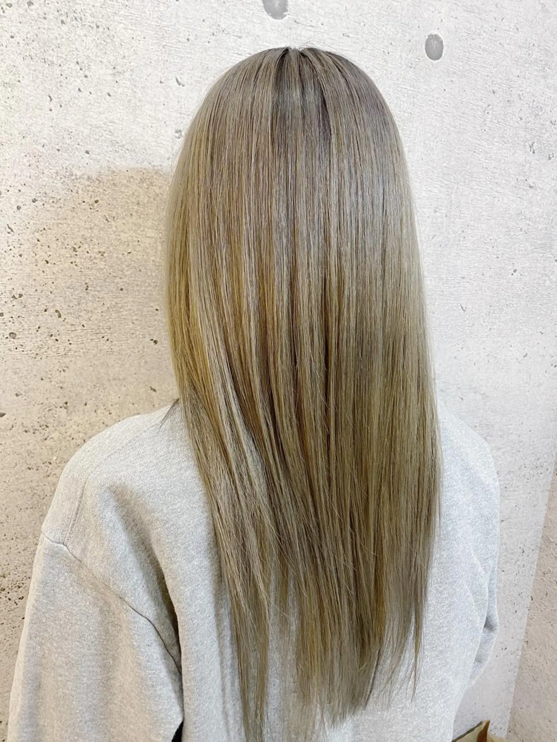 ロング カラー カット ヘアカラー トリートメント 久保 敏之のヘアスタイル