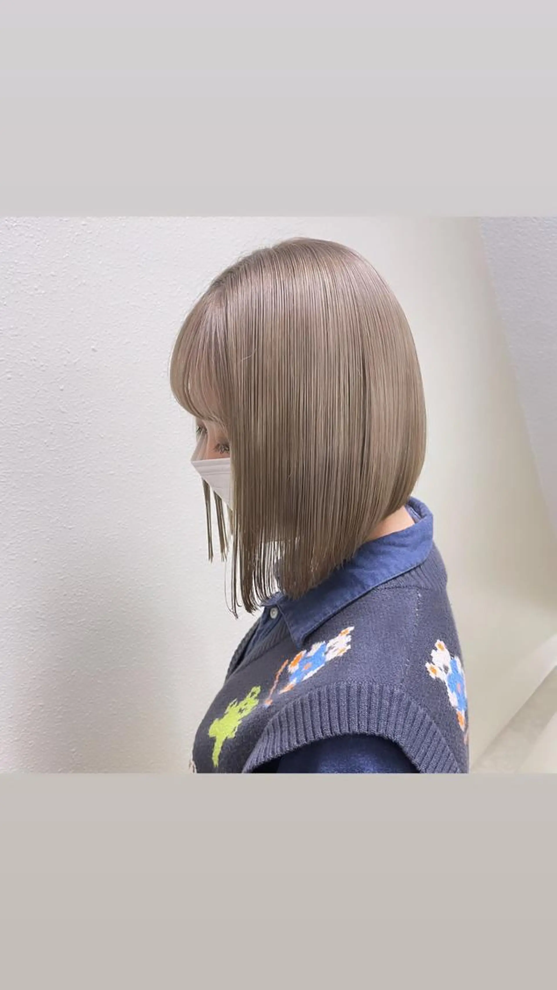 ミディアム カラー パーマ ヘアアレンジ メンズ キッズ ネイル マツエク・マツパ メンズブリーチ メンズハイライト メンズインナーカラー メンズ韓国風 ブリーチ 切りっぱなしヘアボブ ミディアムヘアRYOのヘアスタイル