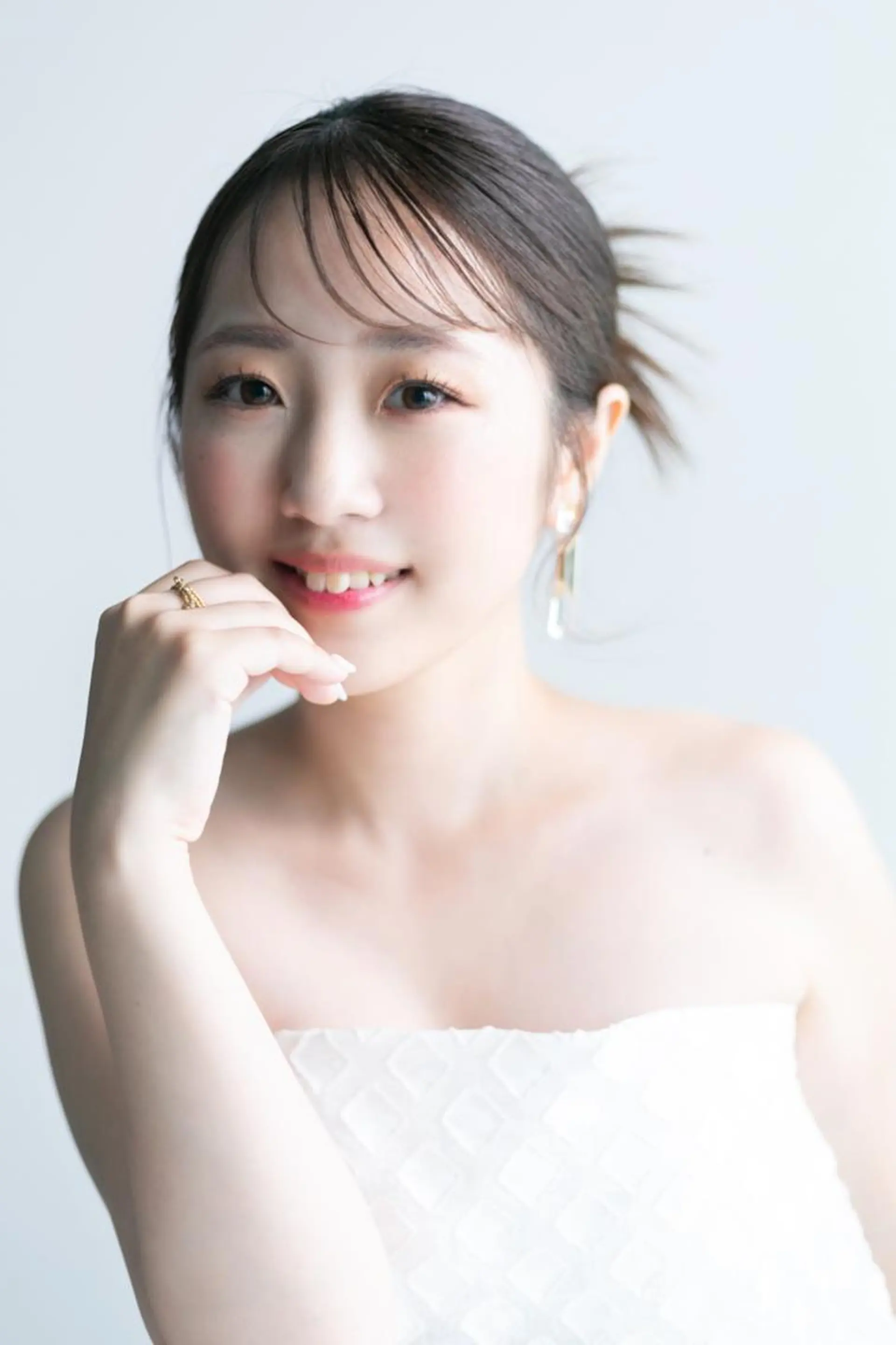 セミロング 韓国風ヘア ヘアセット KANETAKA DAISUKEの眉毛・アイブロウイメージ