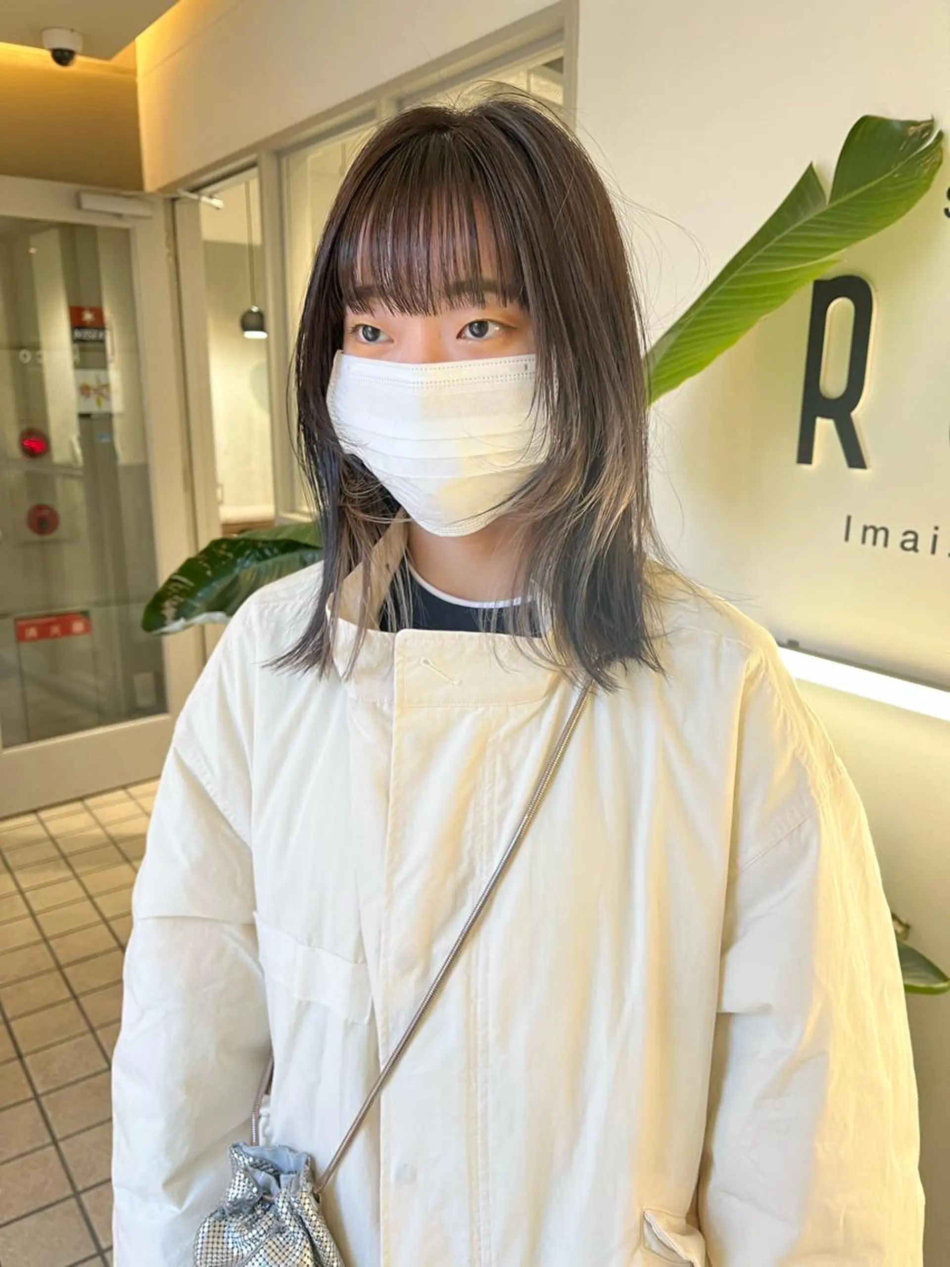 ミディアム カラー ヘアアレンジ 🫧umu.🫧韓国 /レイヤー/ハッシュのヘアスタイル