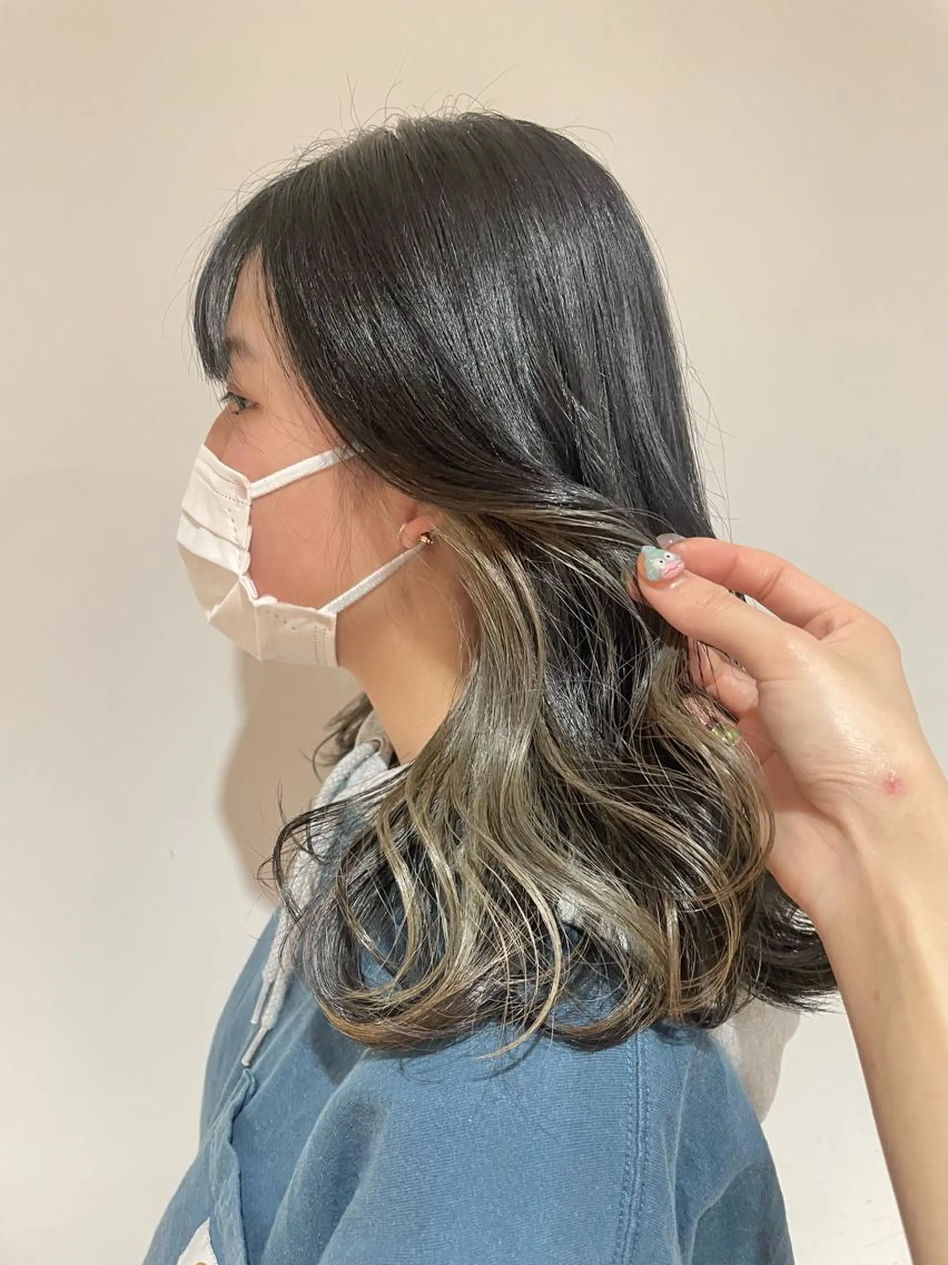 セミロング カラー 🌈🌸あおき みちる🌟💗のヘアスタイル