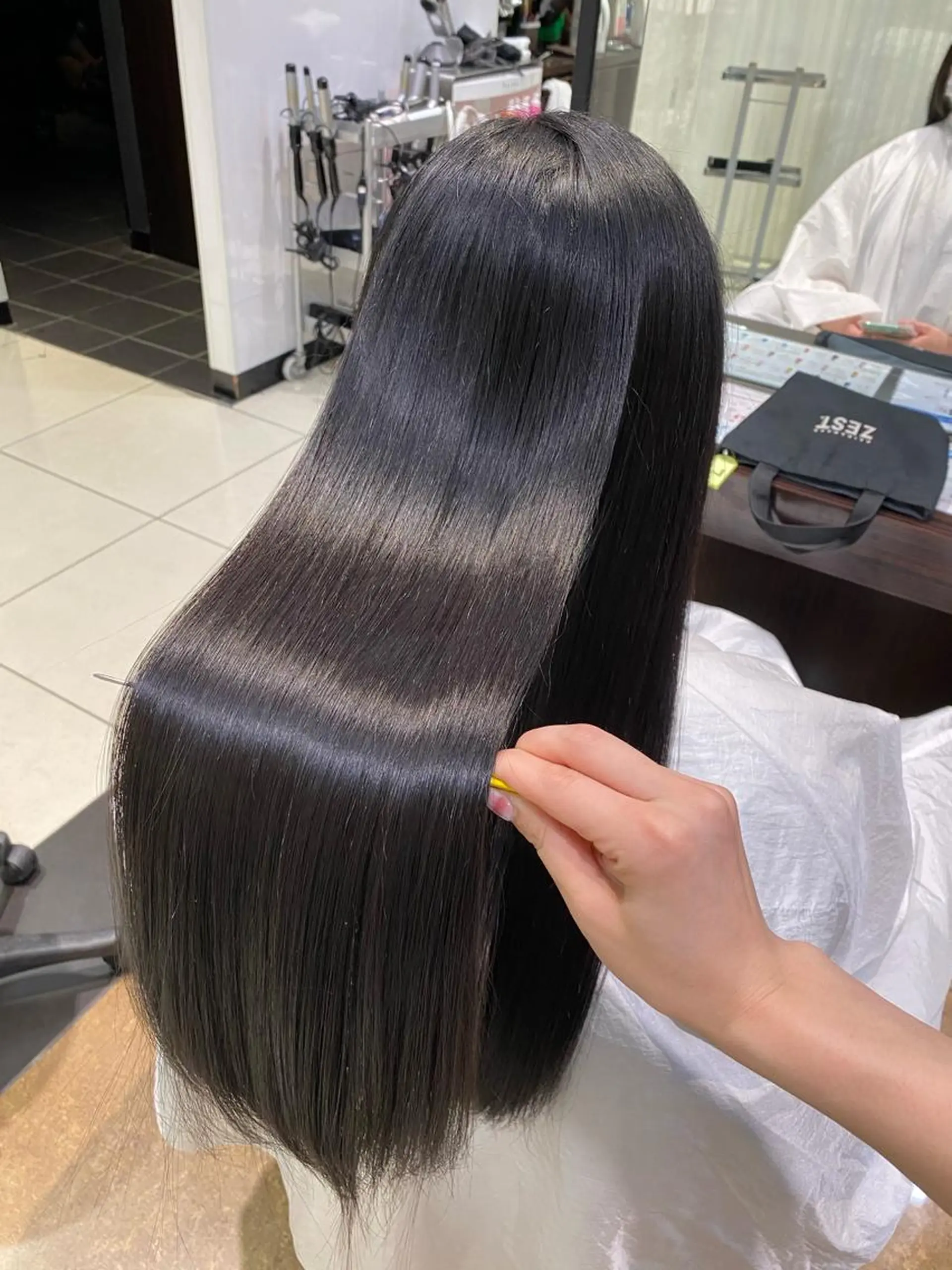 ロング hina☺︎ 髪質改善/ストレートのヘアスタイル