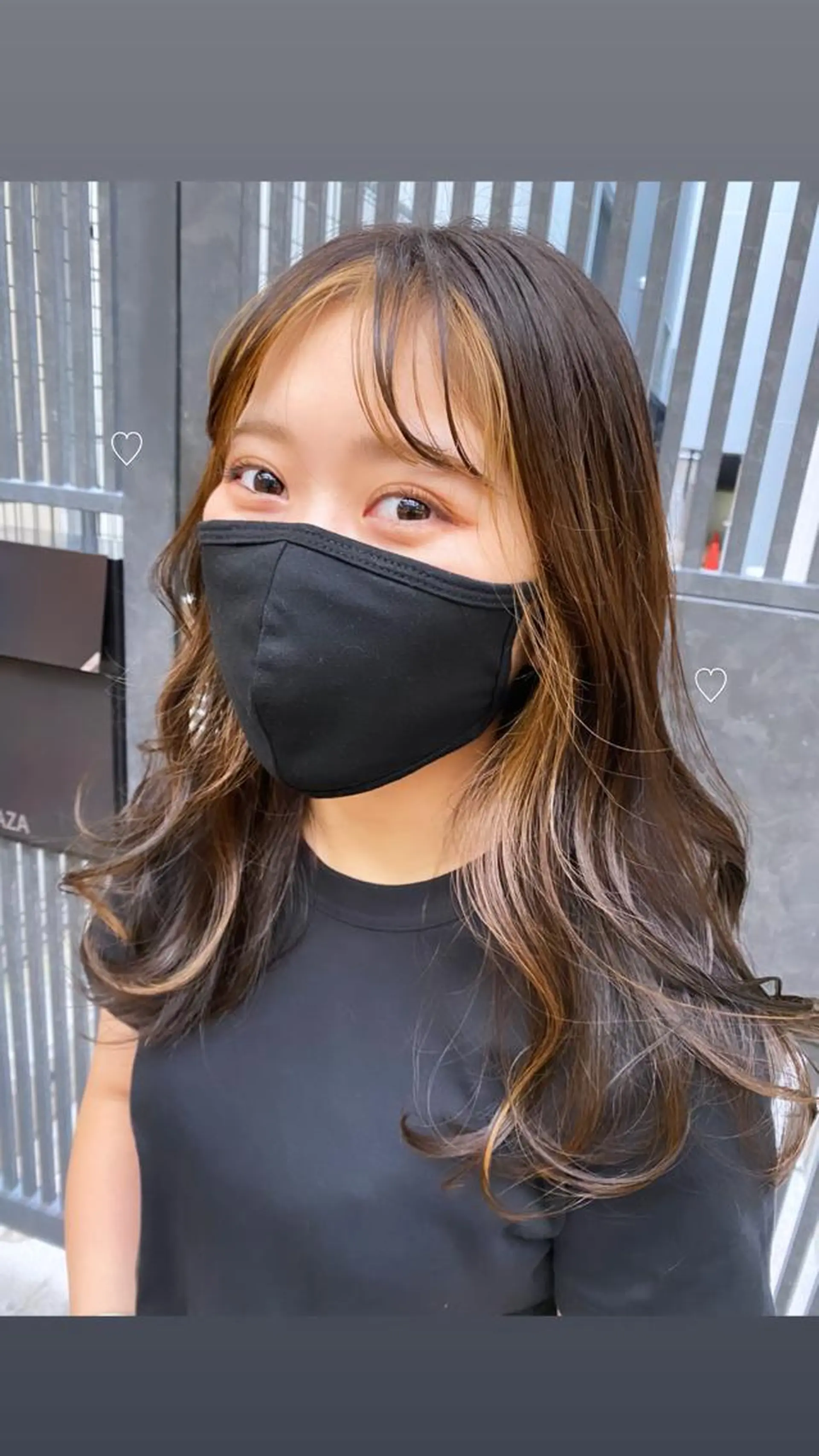 セミロング ミストバング ウルフカット／吉村 桃子のヘアスタイル