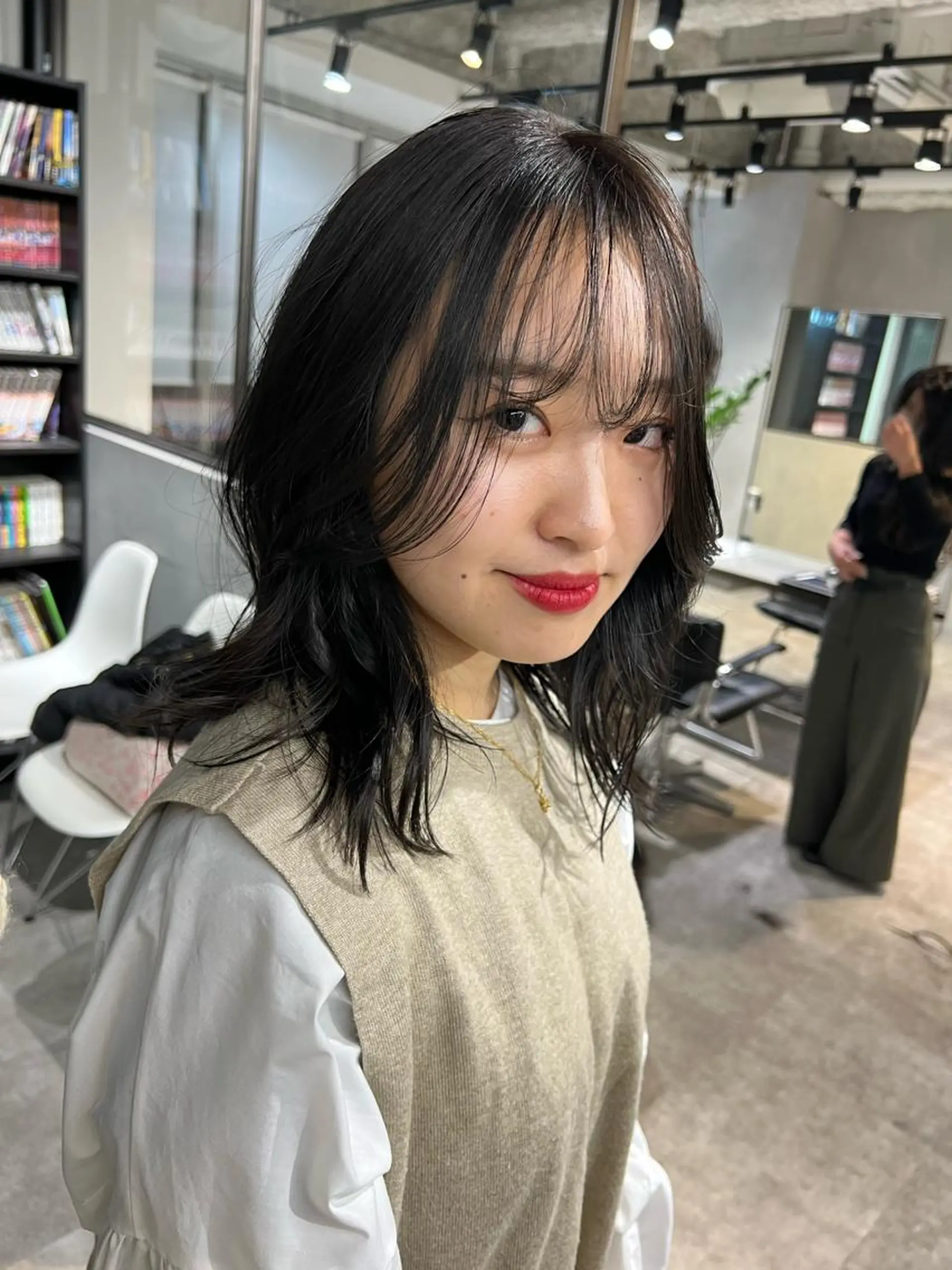 セミロング Miku 🇺🇸のヘアスタイル