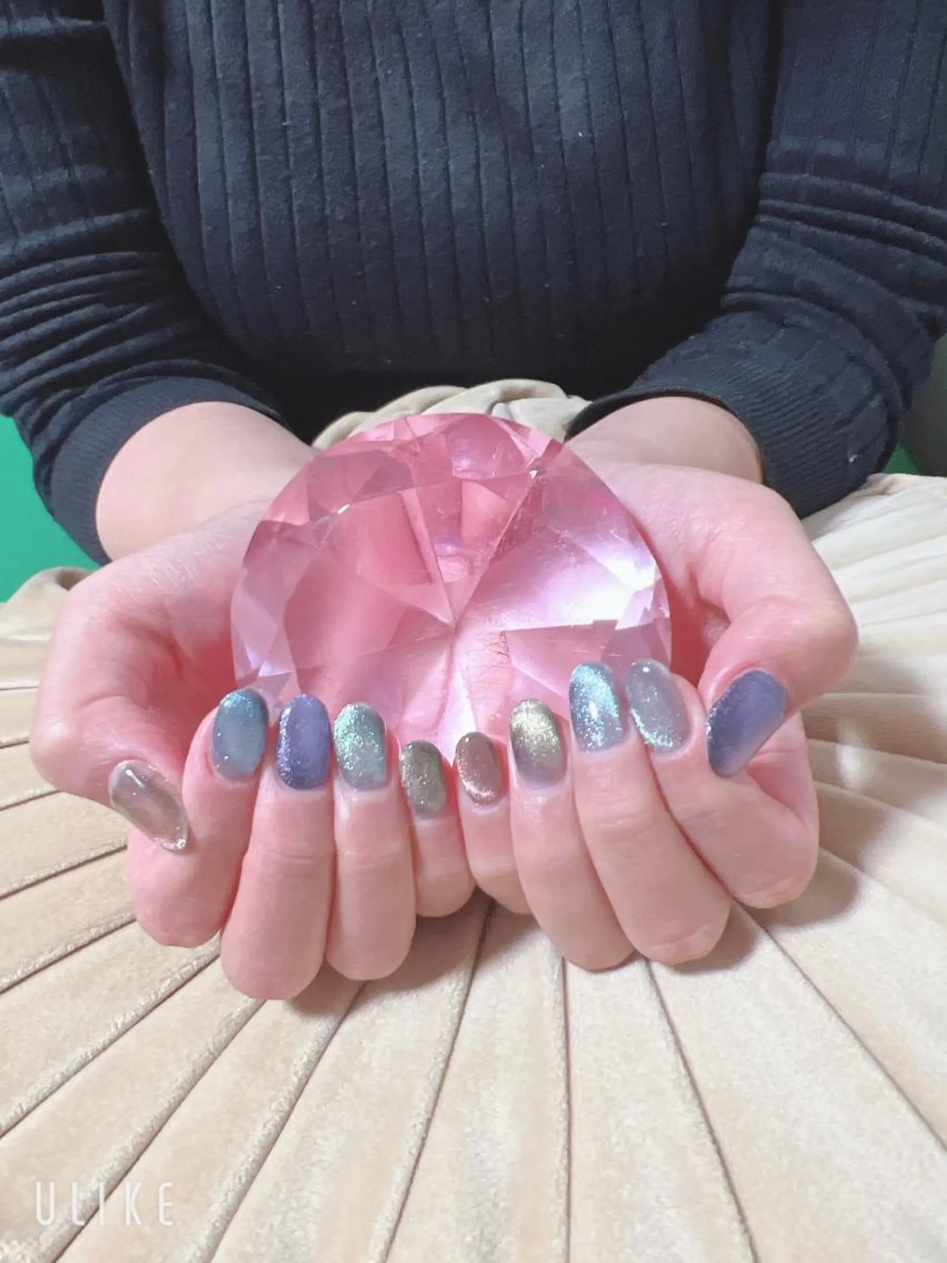 ネイル マグネットネイル ワンカラーネイル Toujours所属・山崎 美姫のネイルデザイン